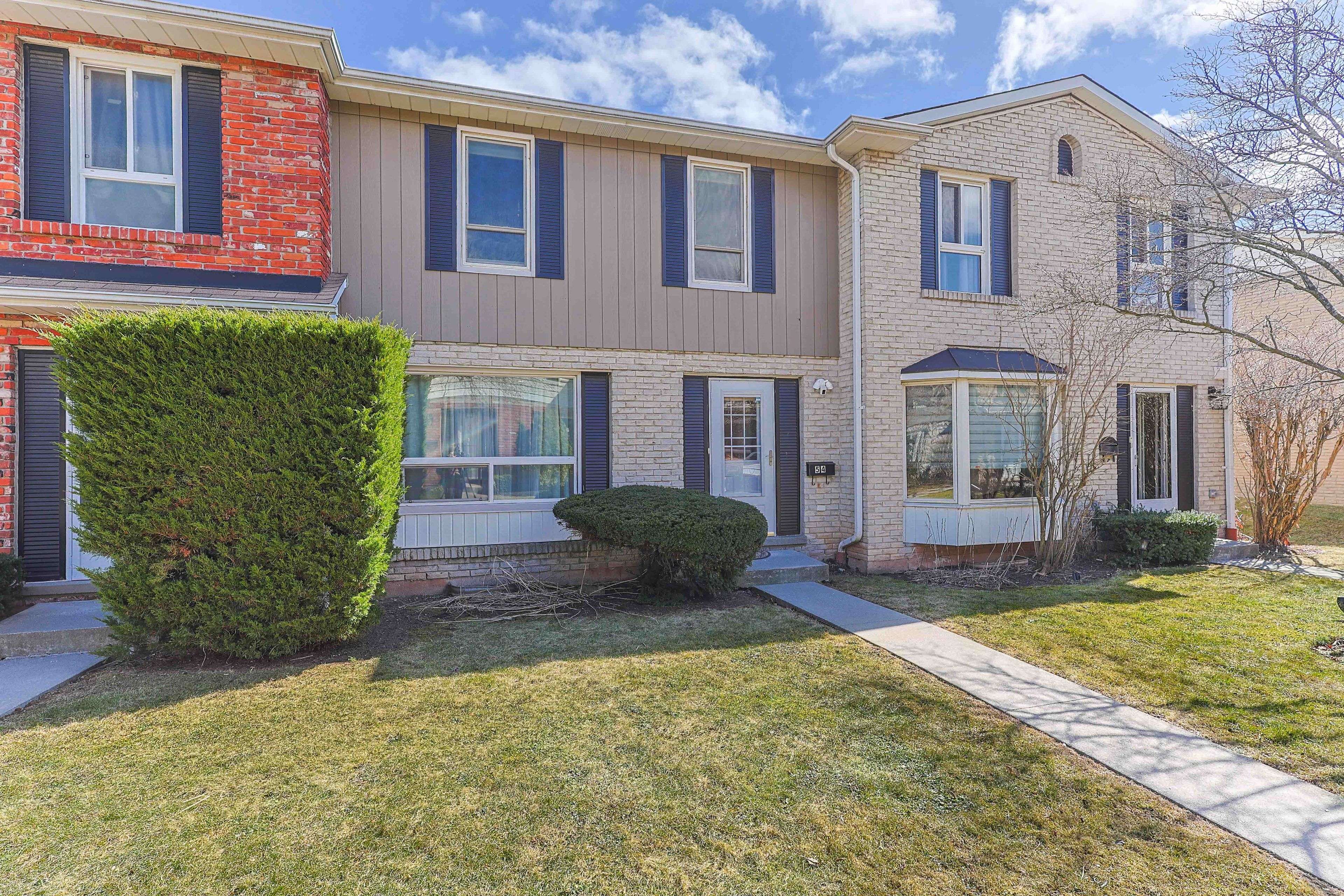 Burlington, ON L7L 1E1,5475 Lakeshore RD #54