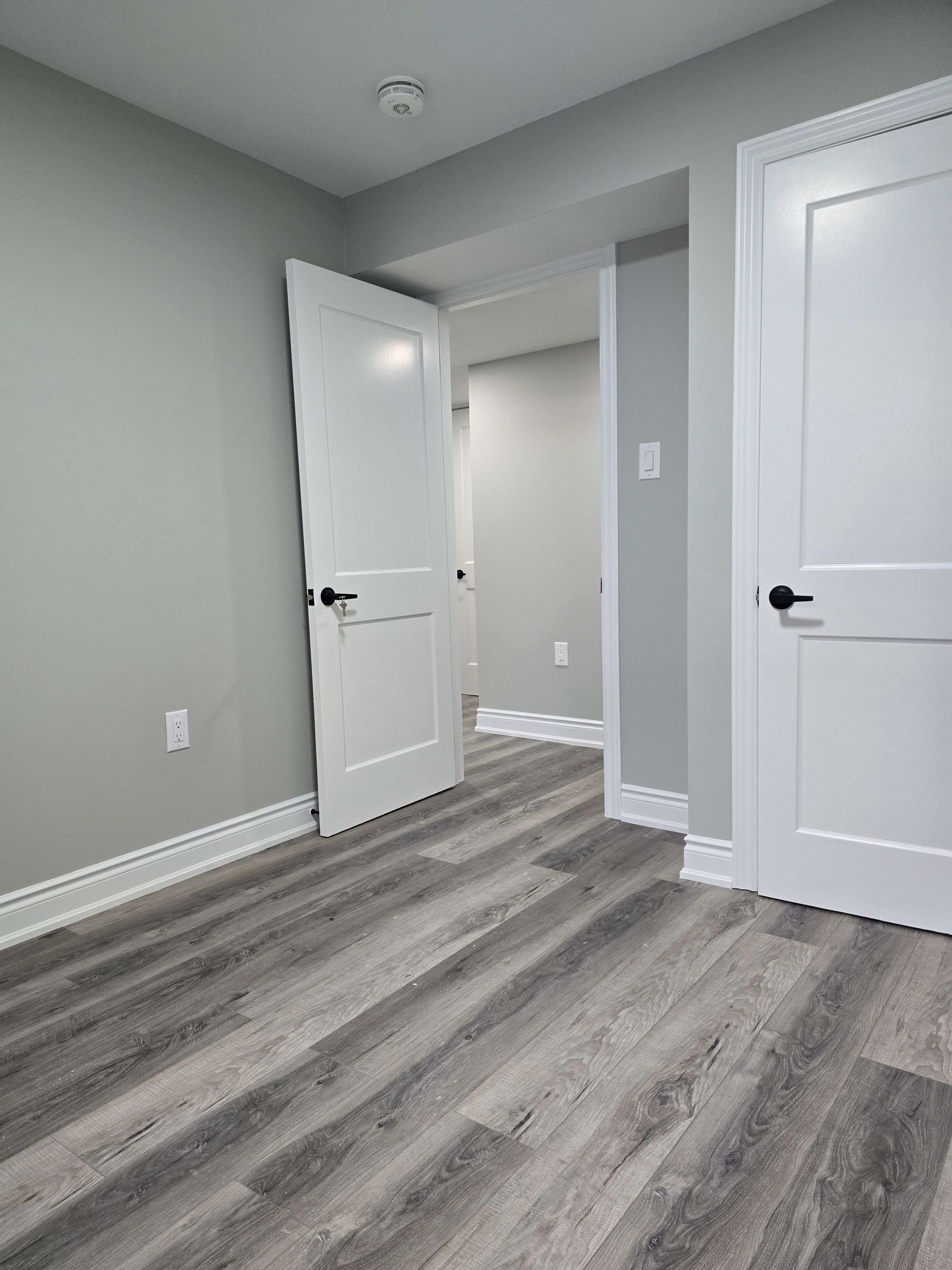 Brampton, ON L6R 4E3,30 Duxbury RD #Basement