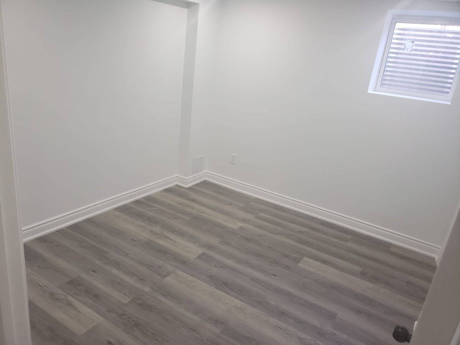 Milton, ON L9T 7H3,700 Megson TER