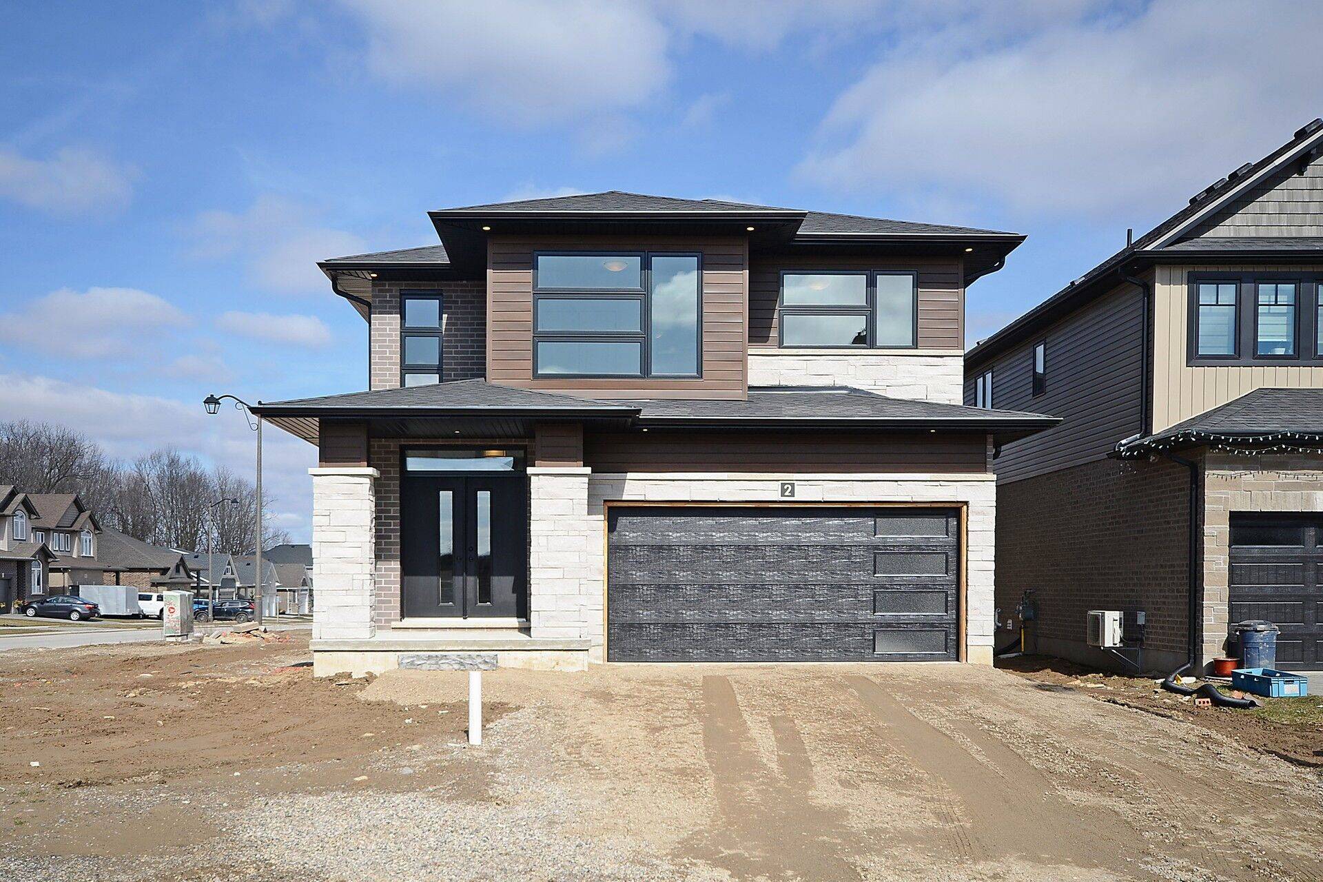 Ingersoll, ON N5C 0E4,2 Montgomery WAY