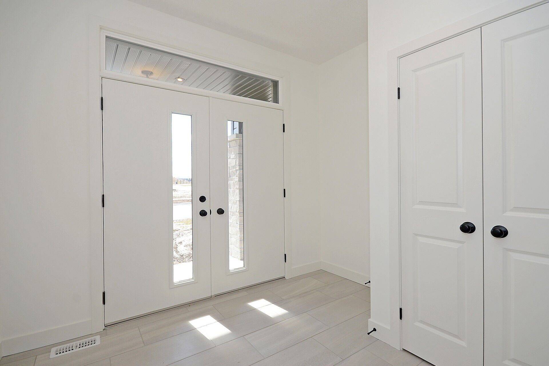 Ingersoll, ON N5C 0E4,2 Montgomery WAY