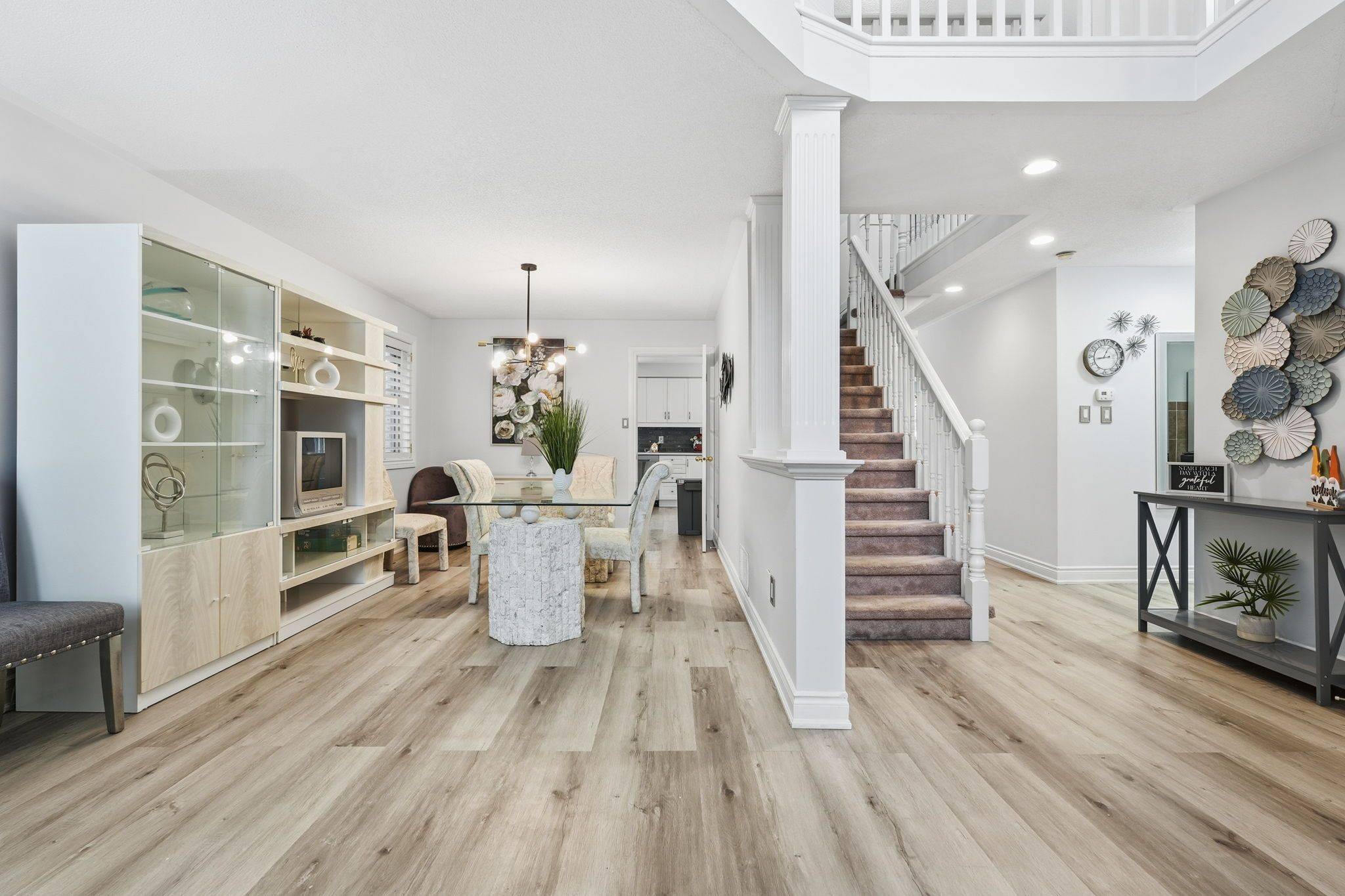 Hamilton, ON L9K 1M9,66 Suffolk ST