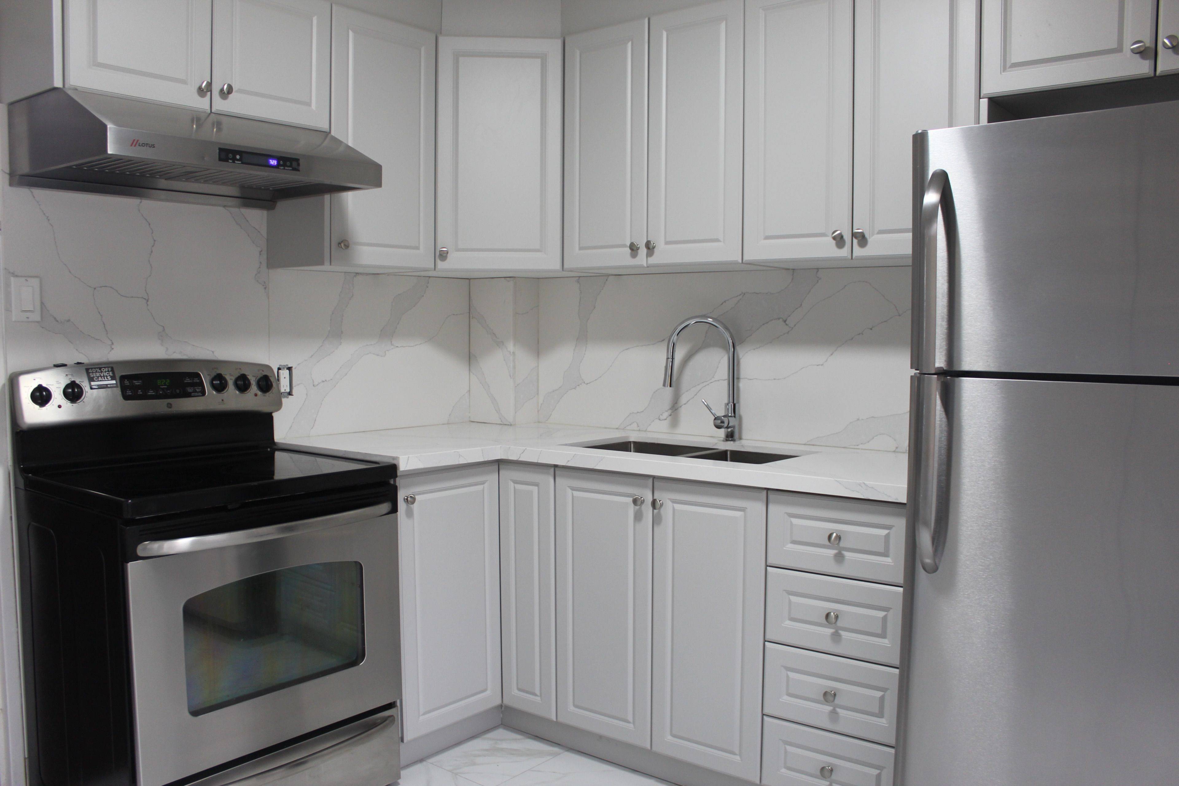 Kitchener, ON N2A 2L8,137 Jansen AVE