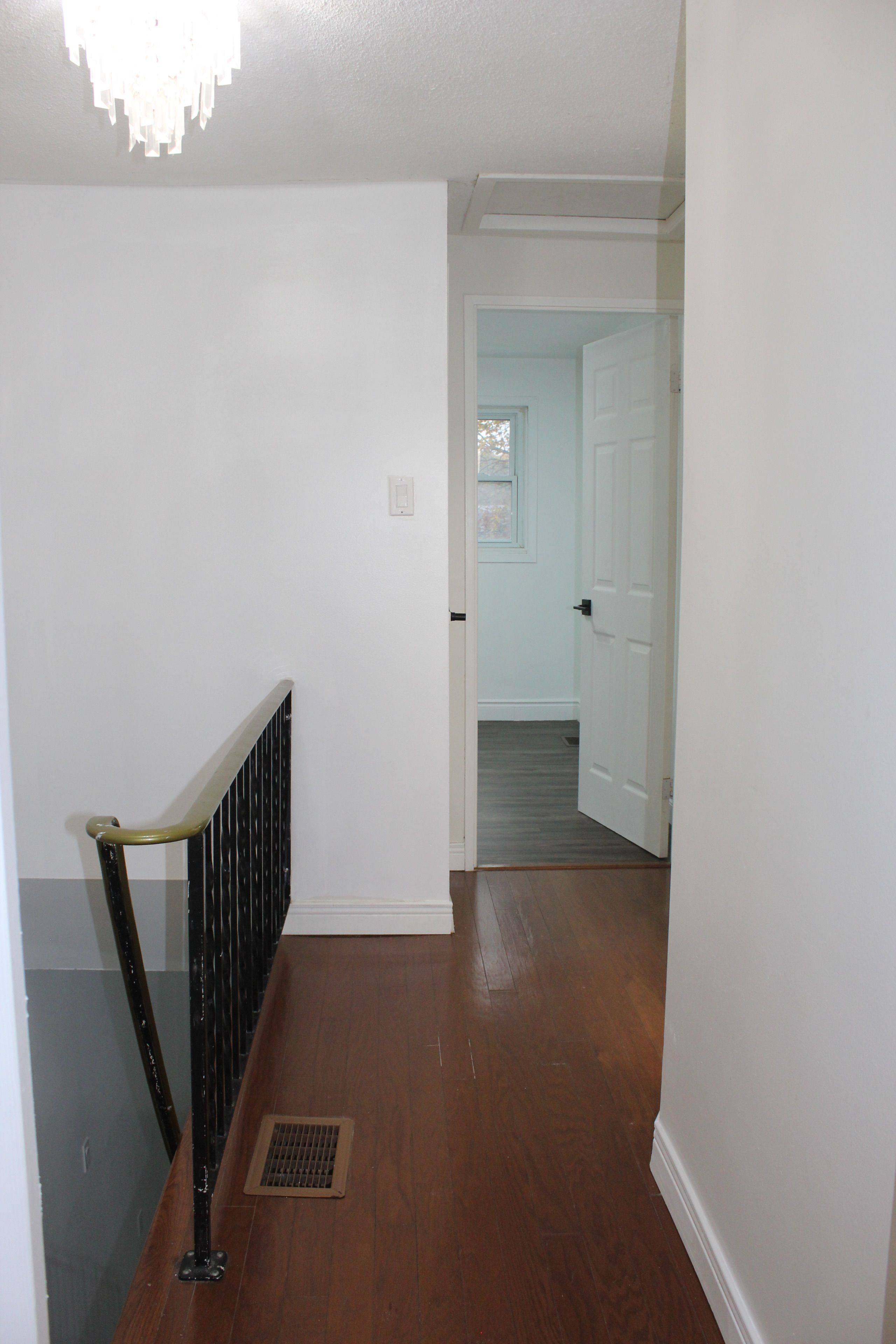 Kitchener, ON N2A 2L8,137 Jansen AVE