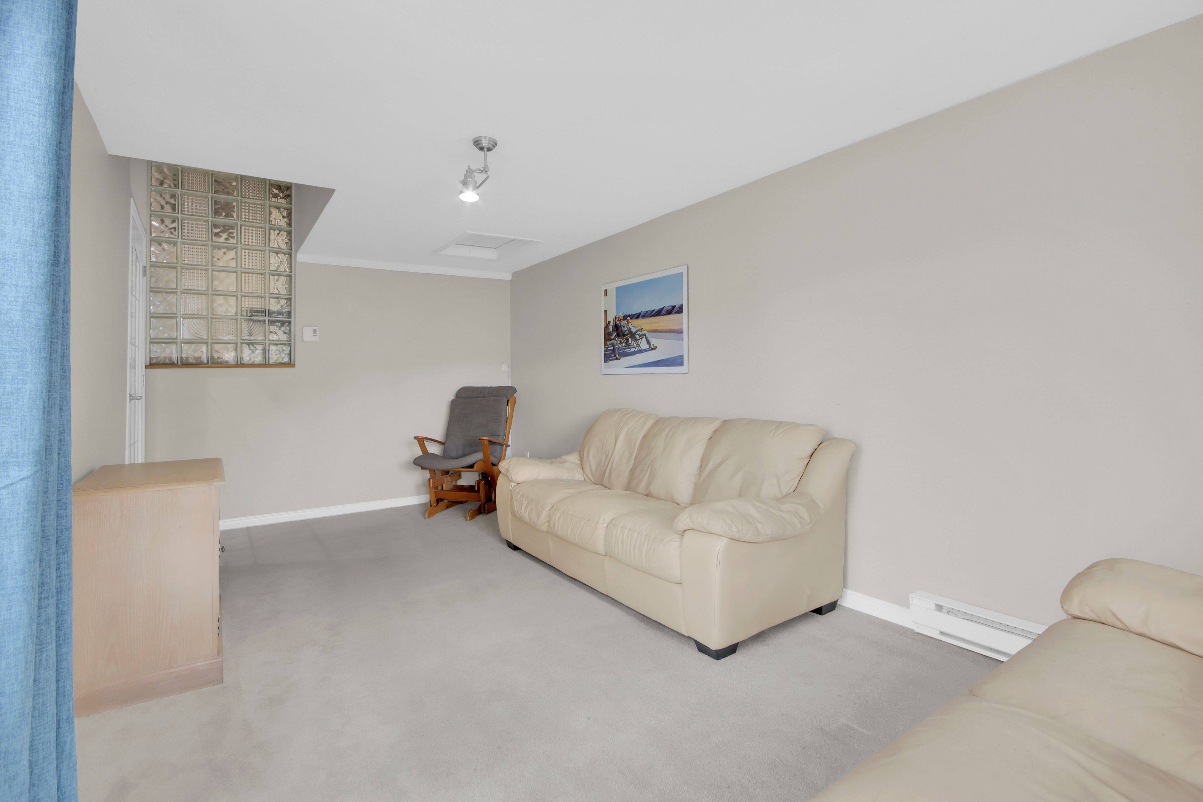 Hunt Club - South Keys And Area, ON K1T 1W5,36 Greenboro CRES