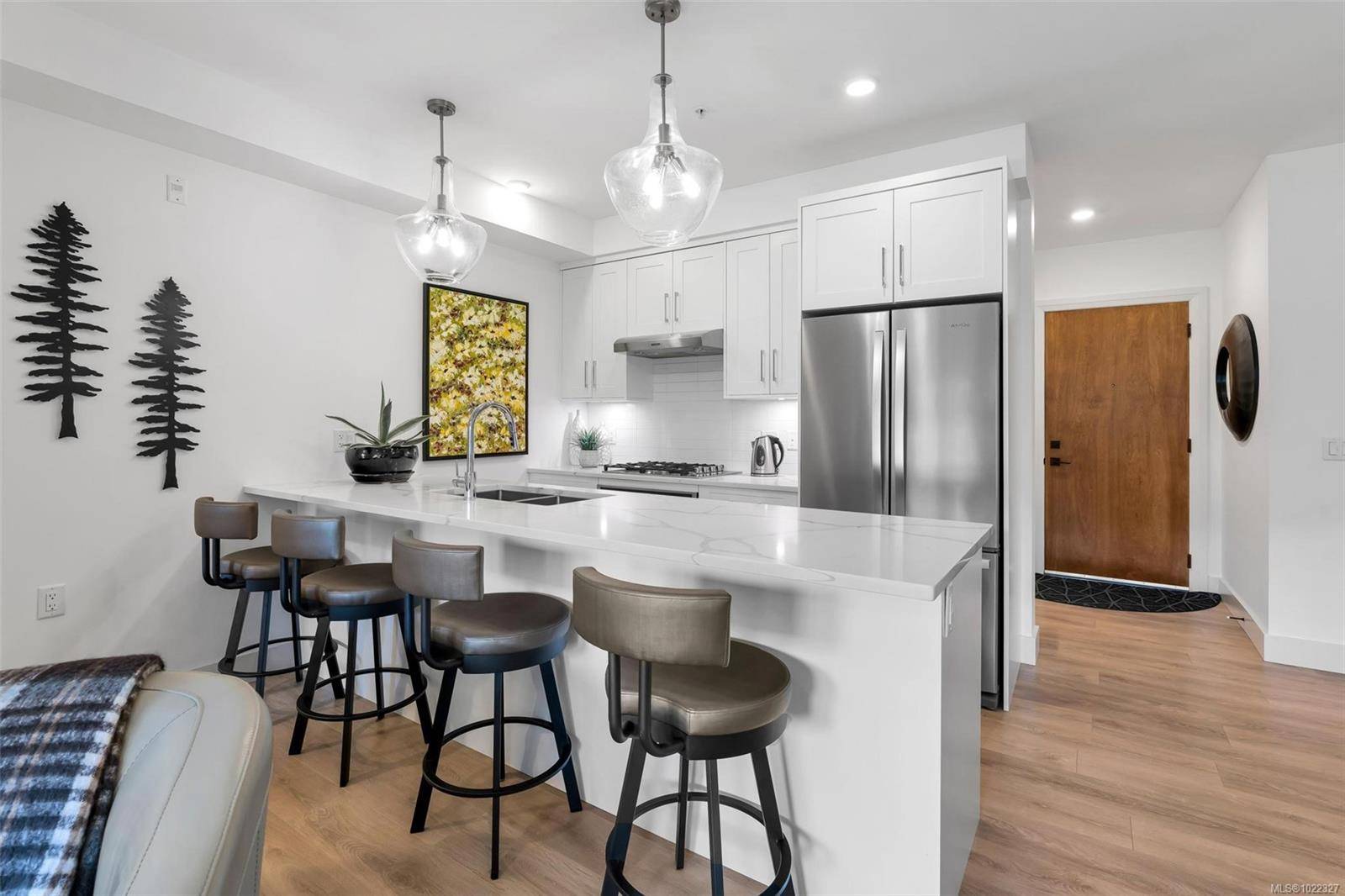 Saanich, BC V8Z 0G3,741 Travino Lane #G05