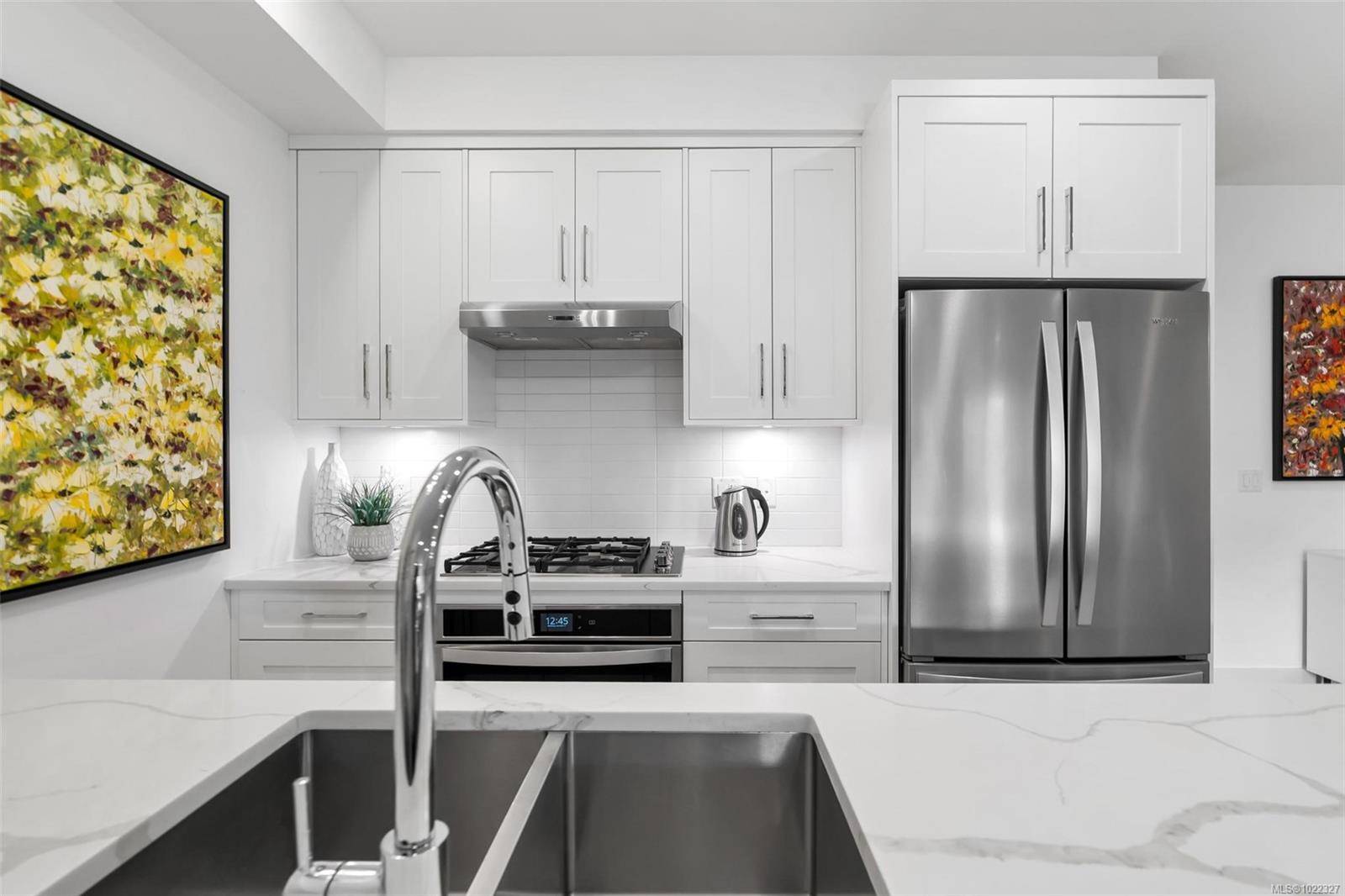 Saanich, BC V8Z 0G3,741 Travino Lane #G05