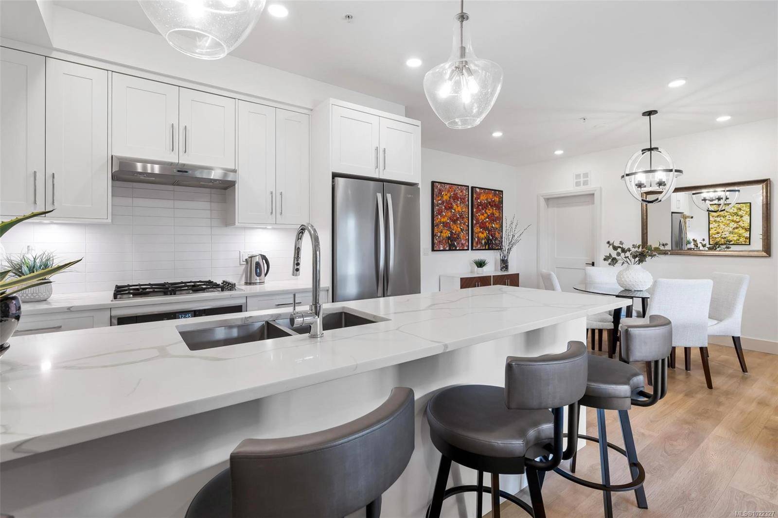 Saanich, BC V8Z 0G3,741 Travino Lane #G05