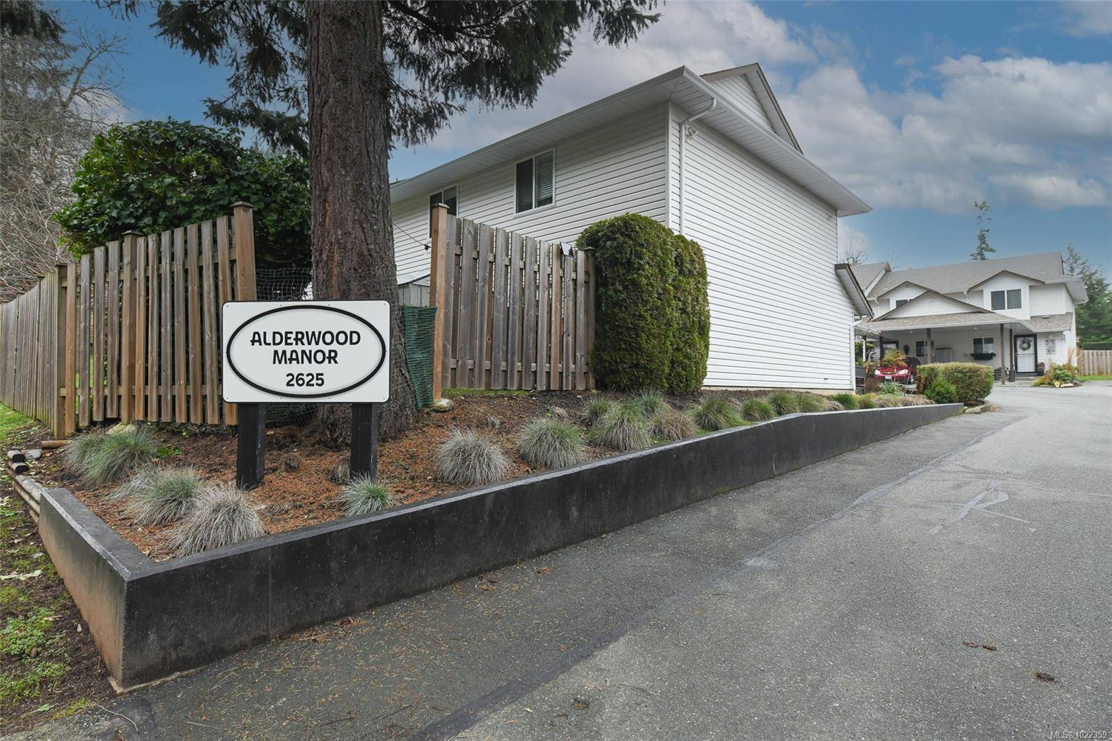 Courtenay, BC V9N 8Z4,2625 Muir Rd #15