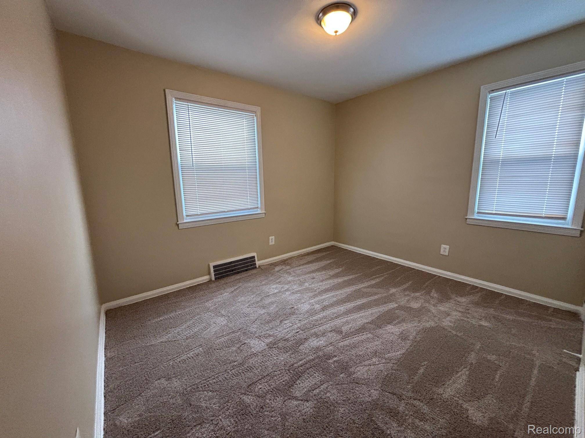 Eastpointe, MI 48021,22517 Petersburg AVE