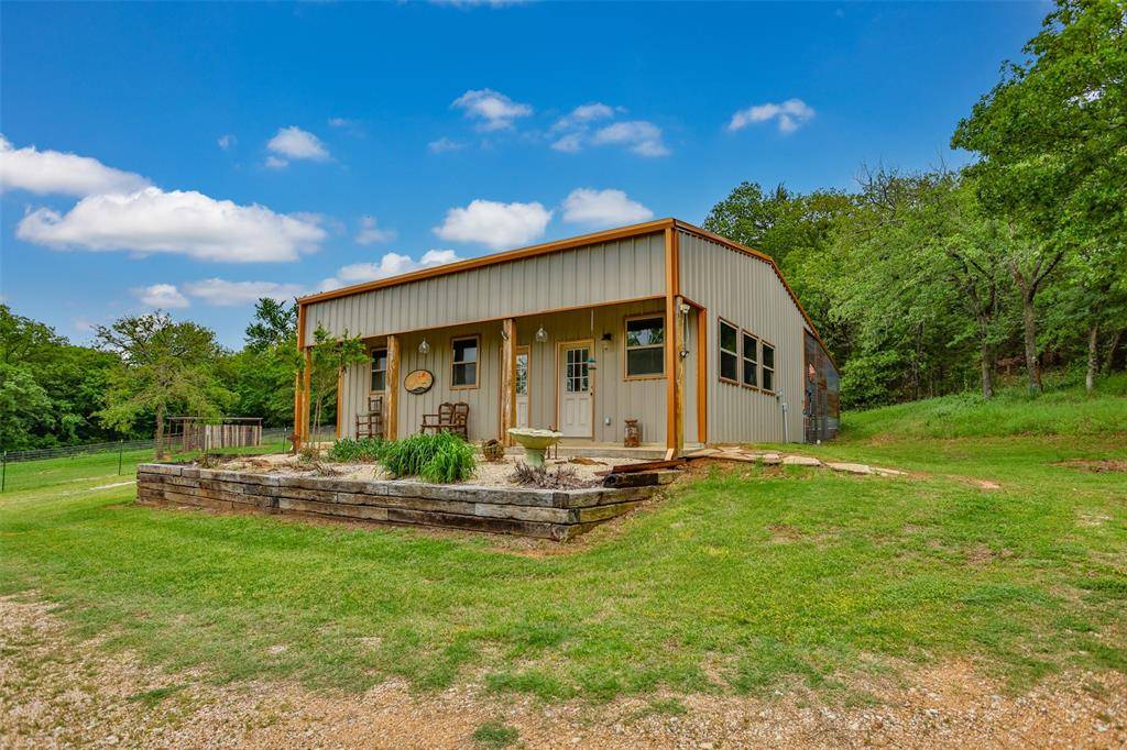 Gainesville, TX 76240,1720 County Road 219