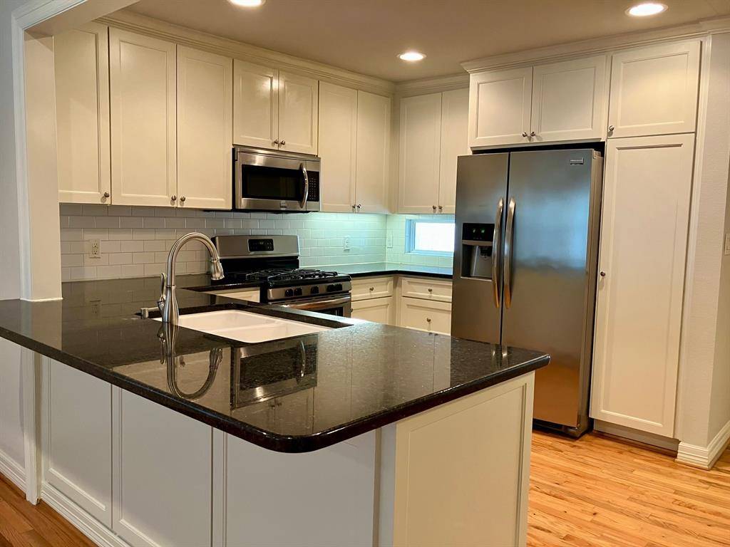 Fort Worth, TX 76107,3716 Collinwood Avenue