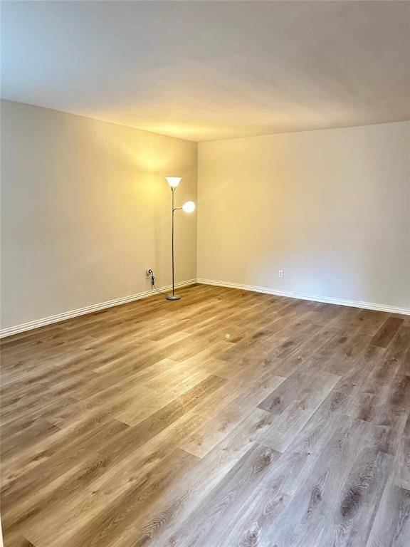 Dallas, TX 75220,Address not disclosed