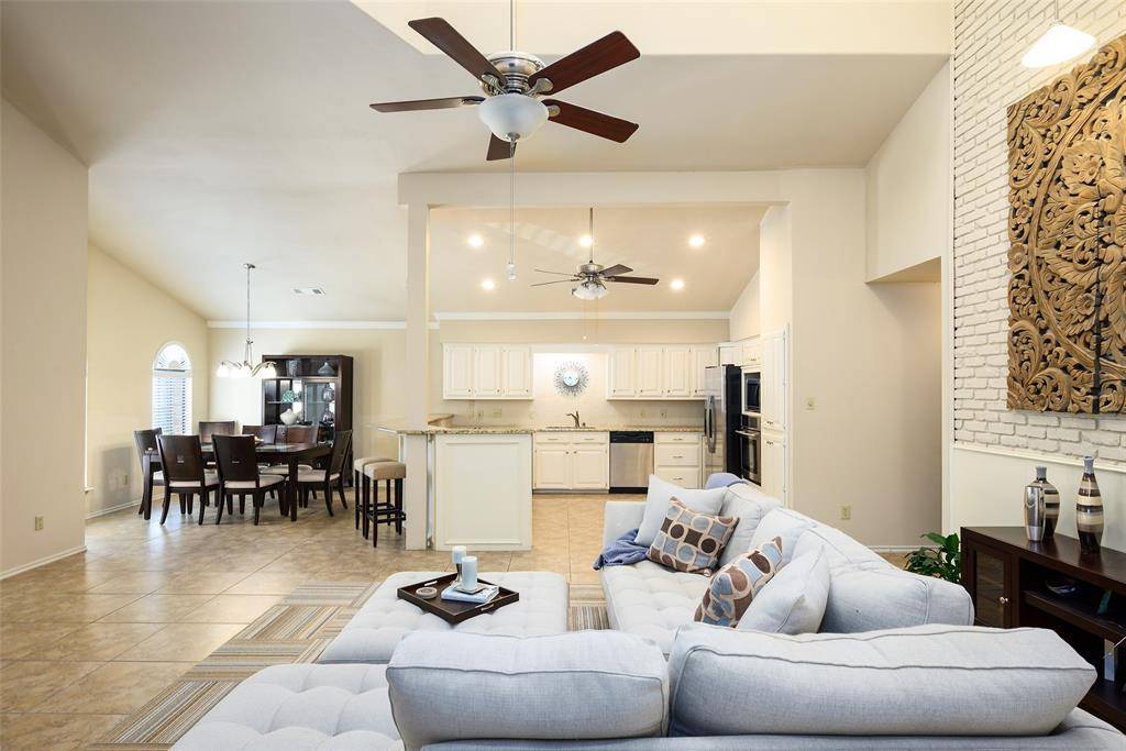 Dallas, TX 75220,9115 Valley Chapel Lane