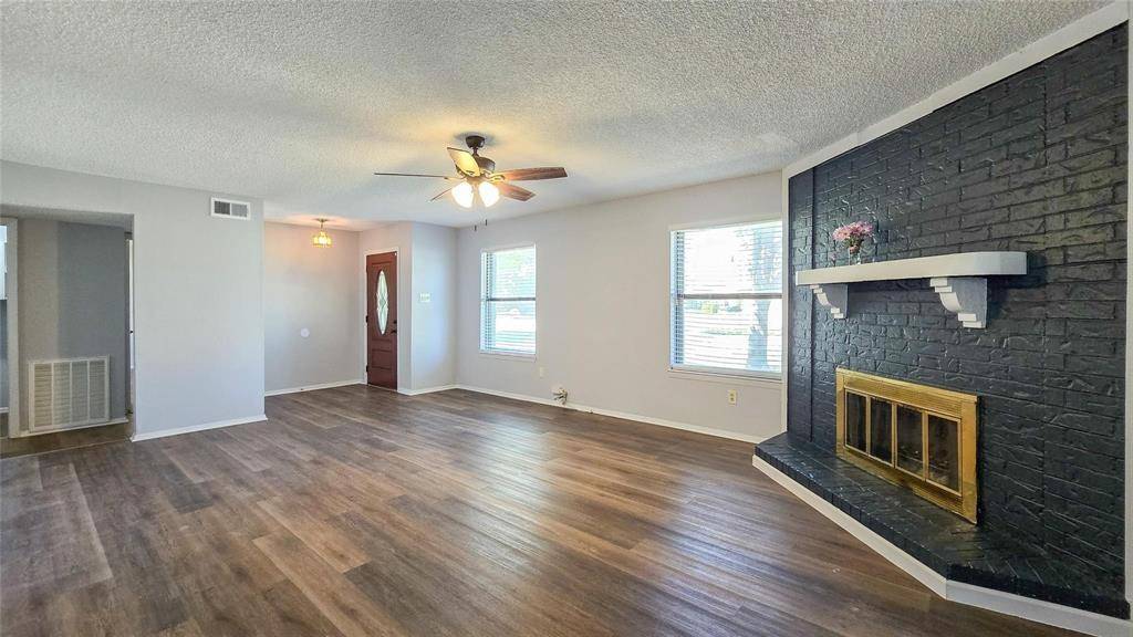 Garland, TX 75040,1526 Toyah Creek Lane