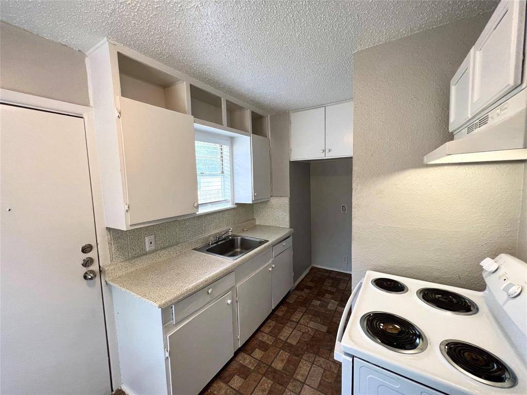 Dallas, TX 75227,6363 Hollis Avenue