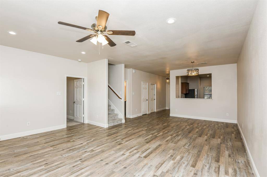 Newark, TX 76071,128 Dodge City Court