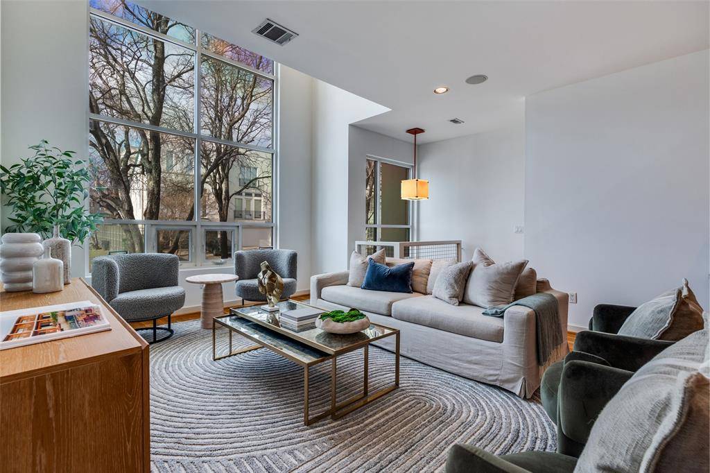 Dallas, TX 75204,4100 Travis Street #6