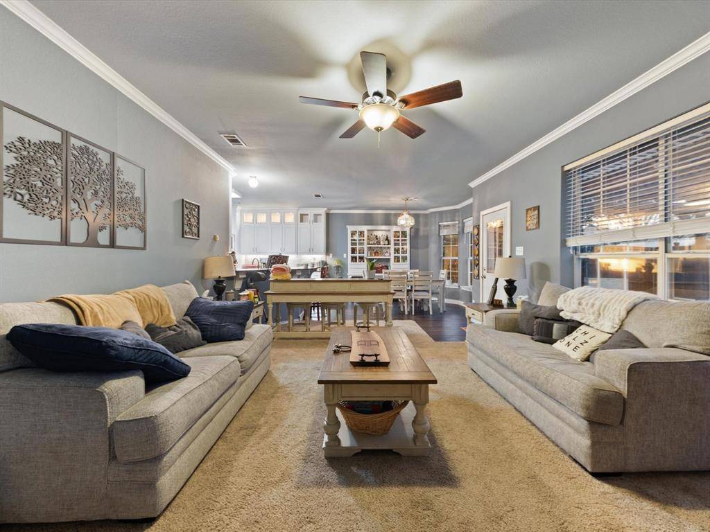 North Richland Hills, TX 76182,6836 Moss Lane