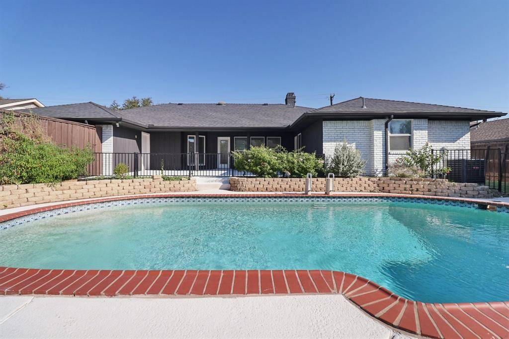 Dallas, TX 75248,7326 La Cosa Drive