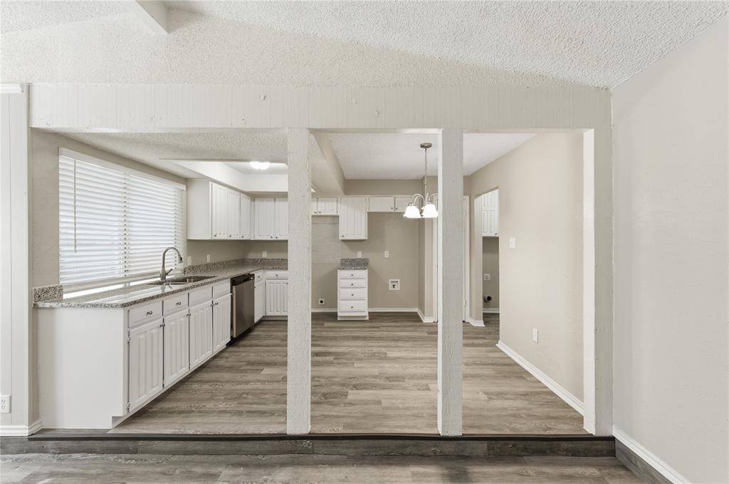 Arlington, TX 76014,420 Thomas Chapel Drive