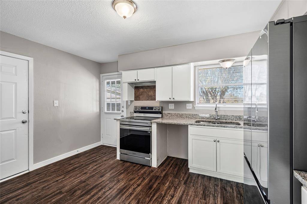 Dallas, TX 75241,4021 Happy Canyon Drive