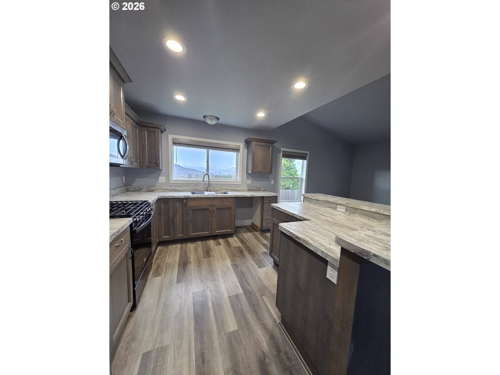 Sutherlin, OR 97479,263 ADDISON AVE