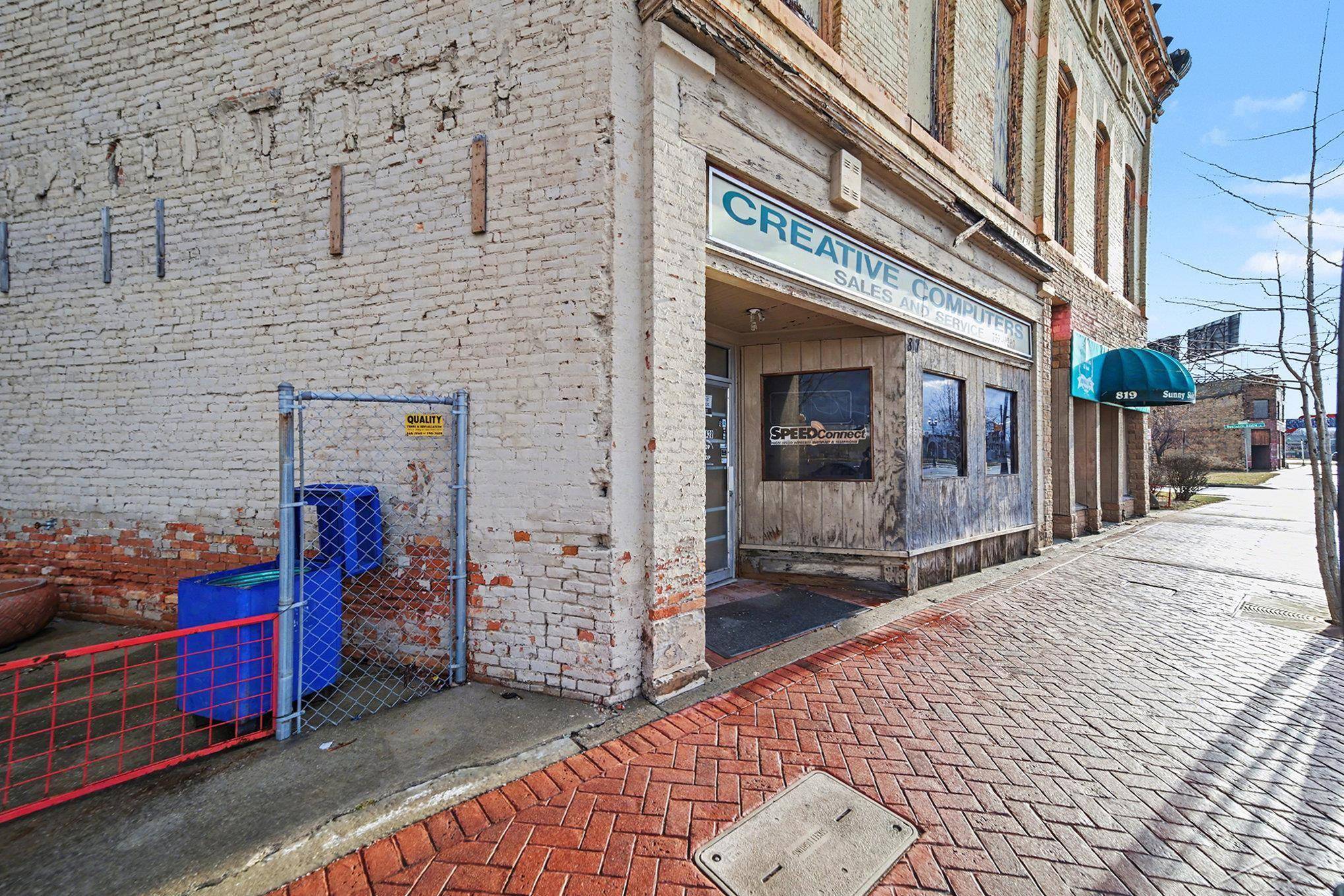 Saginaw, MI 48607,817/819 E Genesee AVE