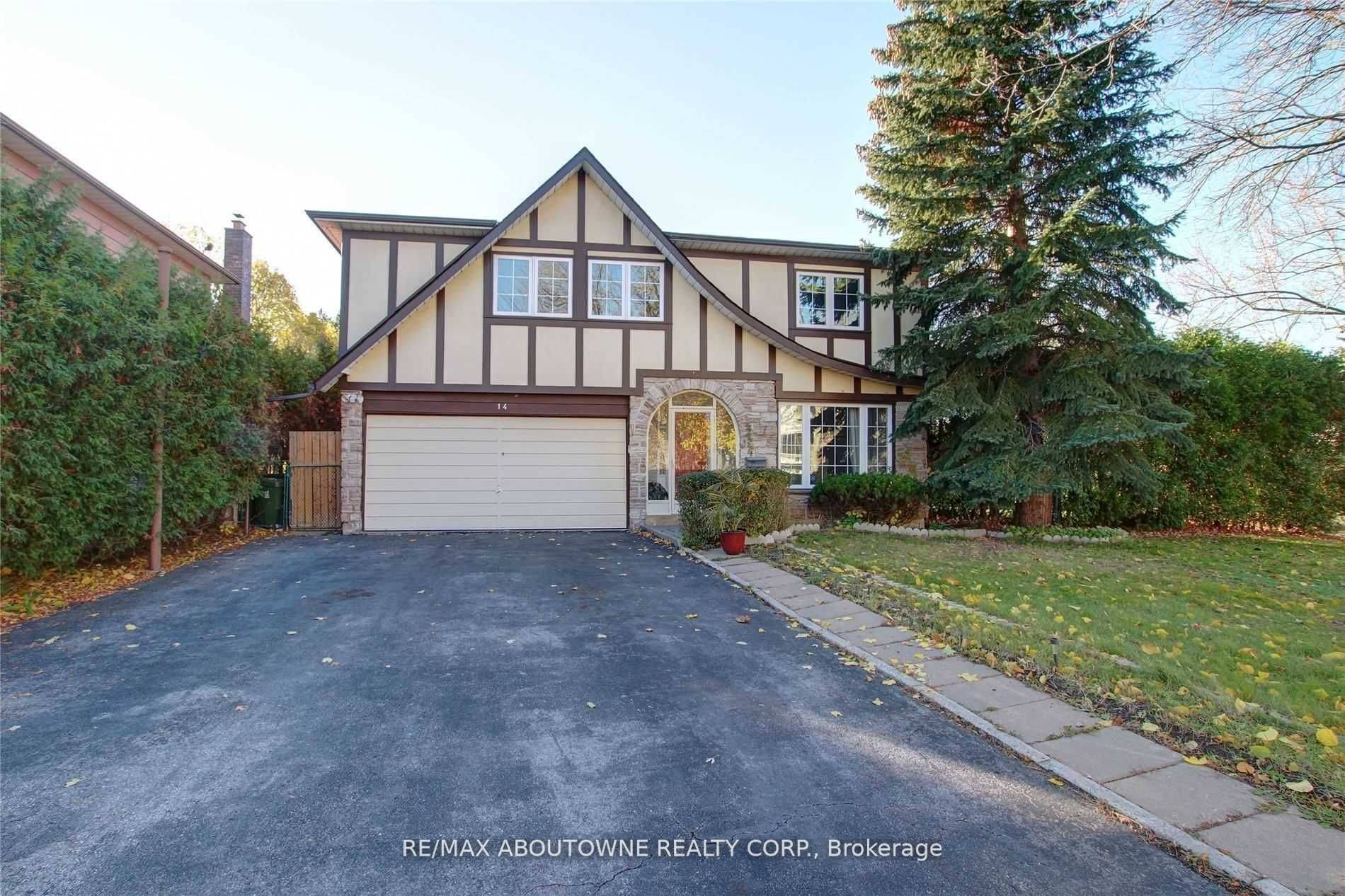 Toronto C15, ON M2J 2X1,14 Angus DR #Upper