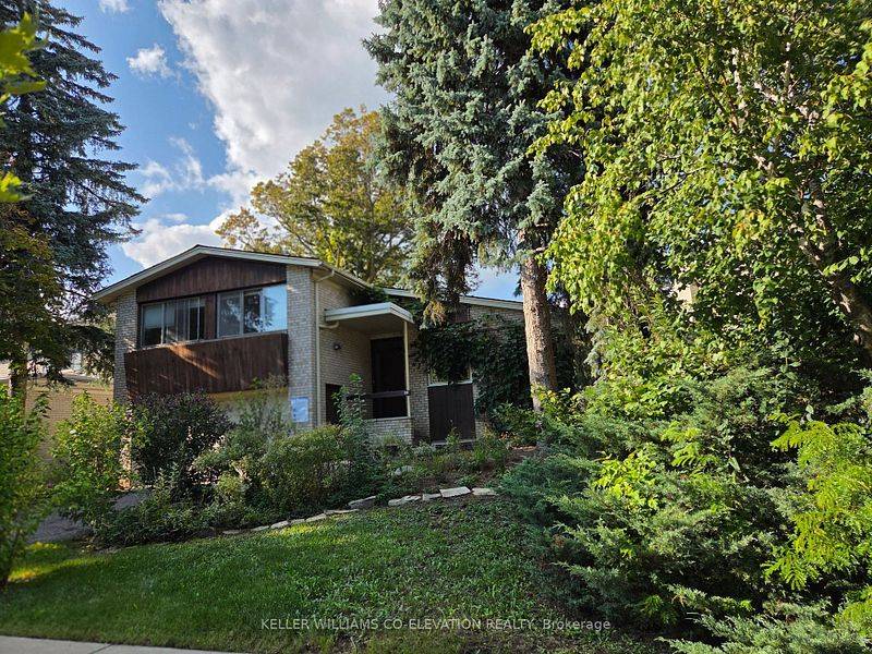 Toronto C12, ON M2P 1J1,36 Danville DR