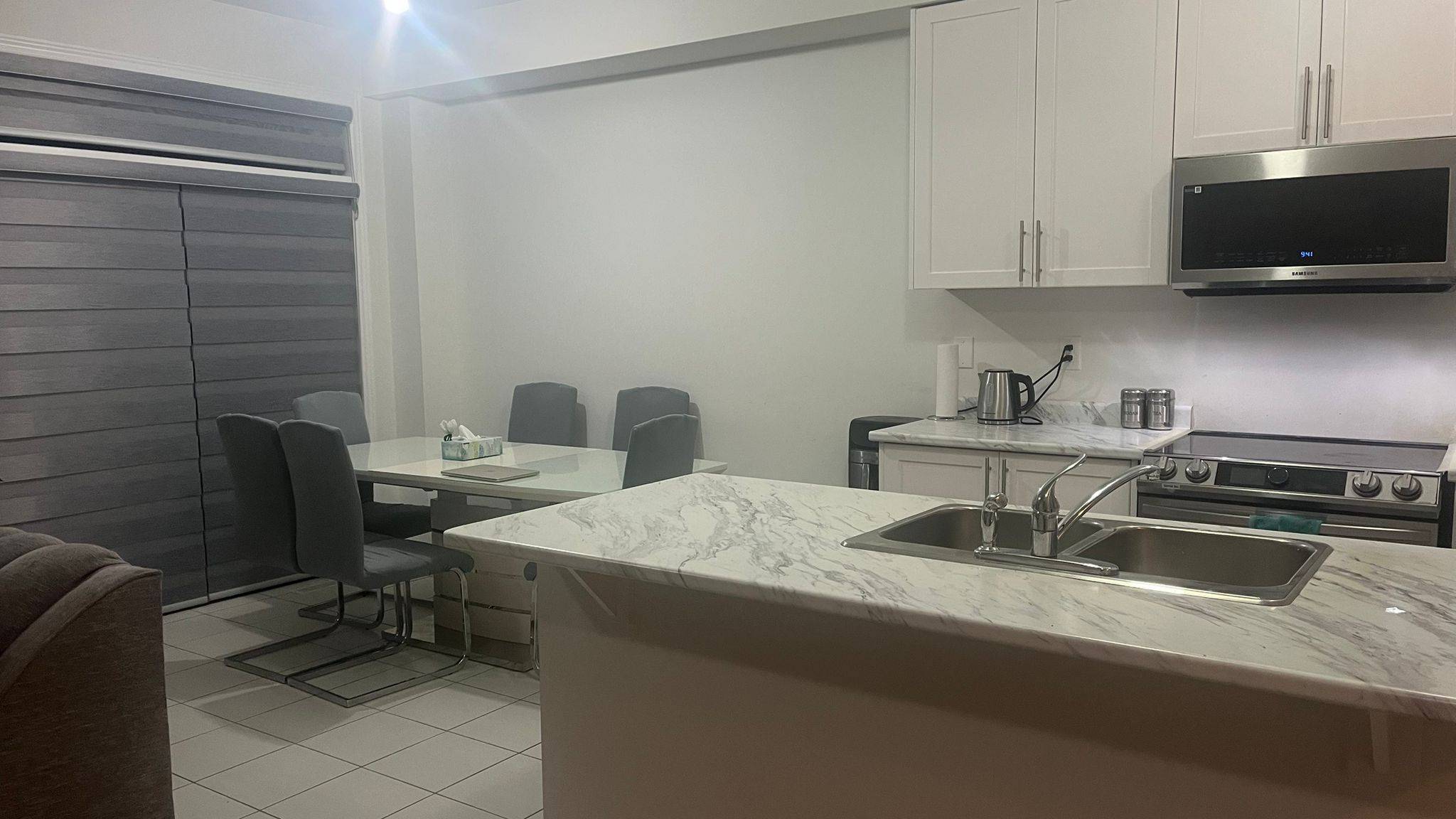 Whitby, ON L1P 0H4,48 Littlewood DR