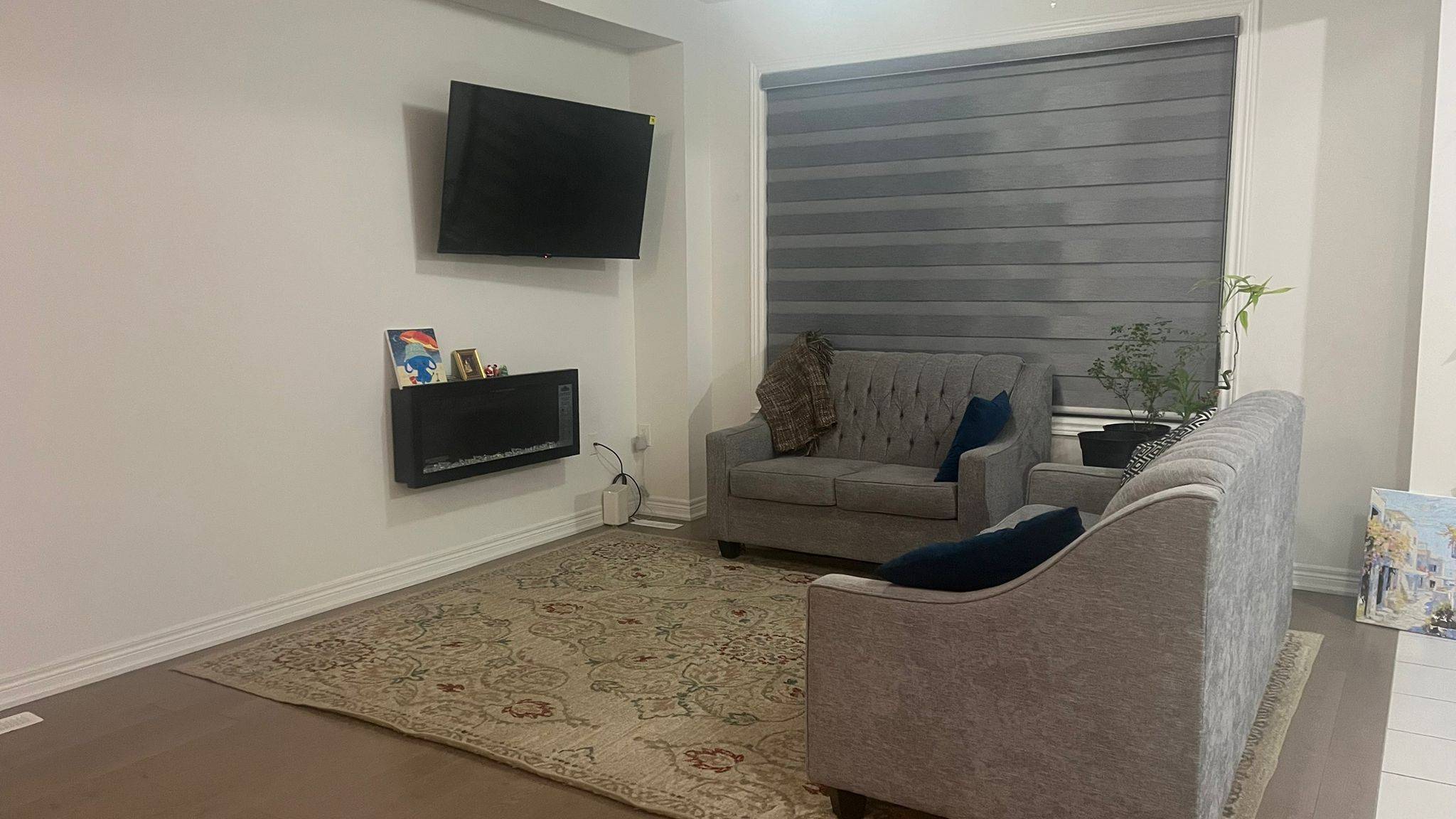 Whitby, ON L1P 0H4,48 Littlewood DR