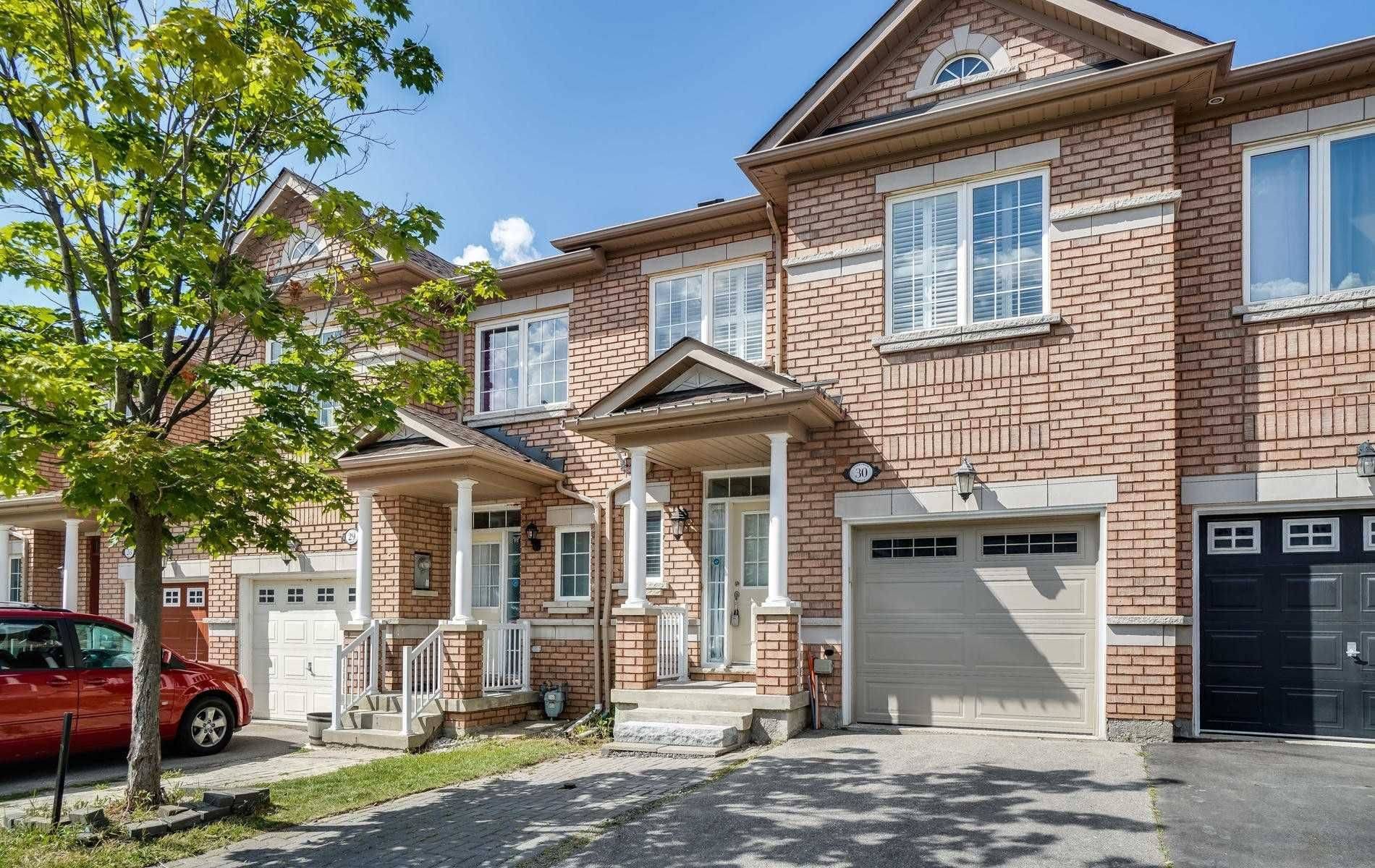 Richmond Hill, ON L4E 4Y3,8 Townwood DR #30