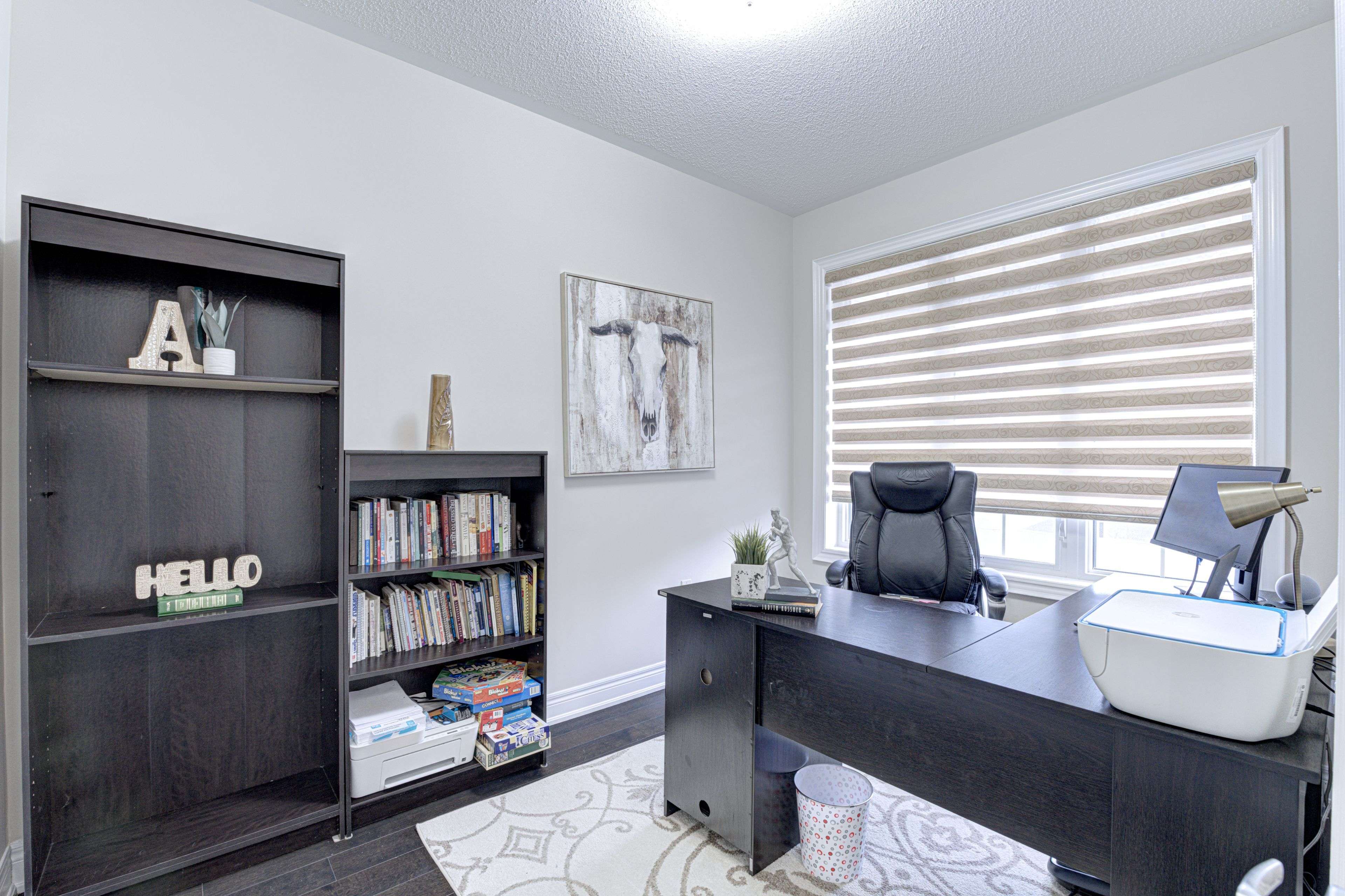 Caledon, ON L7C 3Z4,563 Dougall AVE E