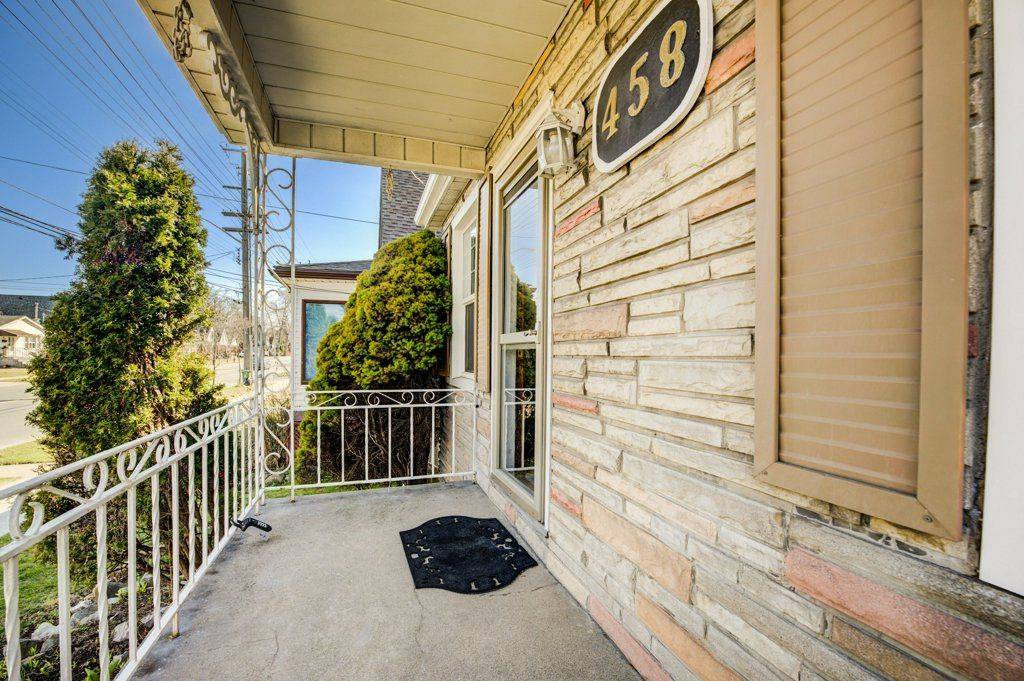 Hamilton, ON L9A 4T7,458 Upper Wentworth ST