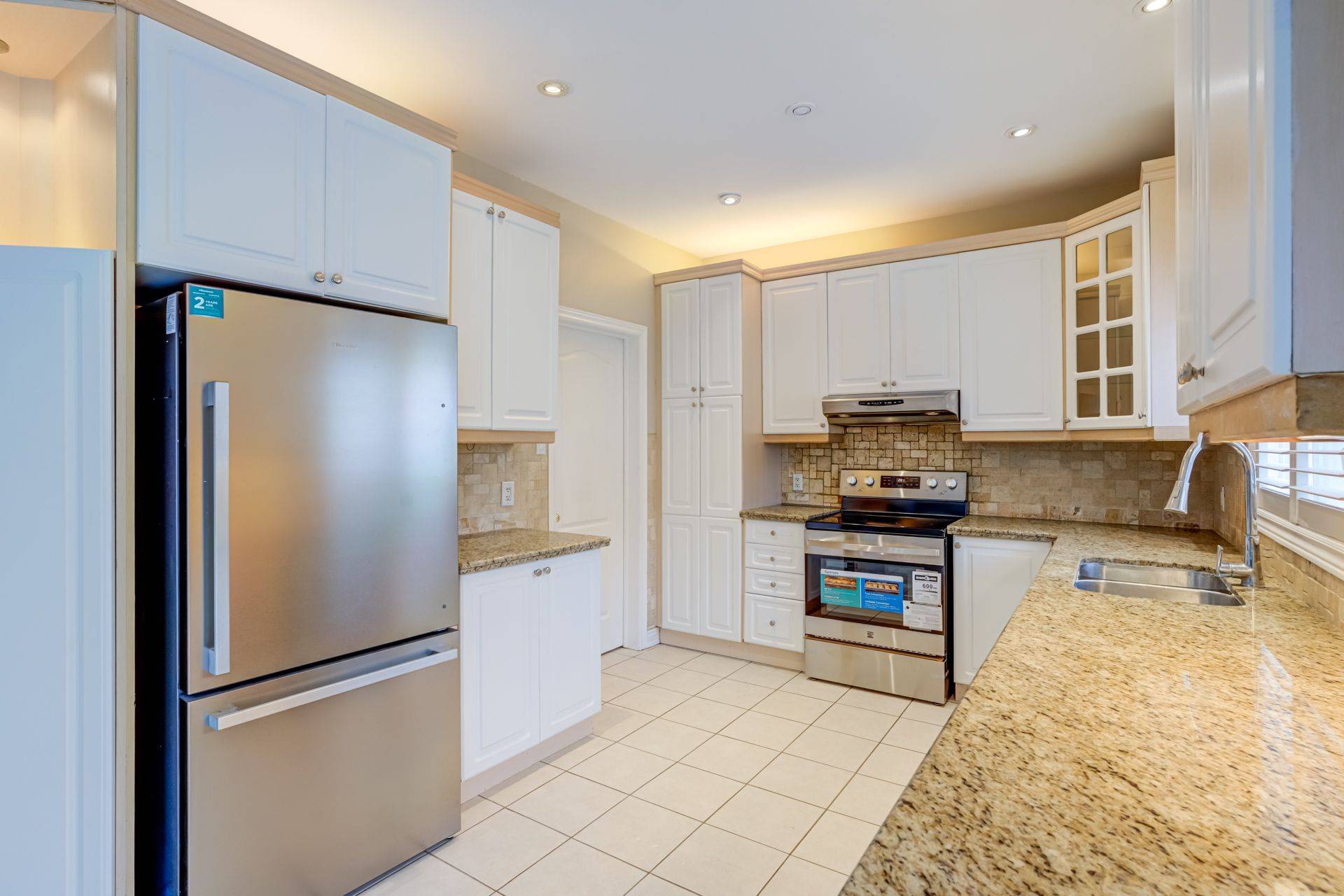 Hamilton, ON L8E 6C6,23 Panorama WAY