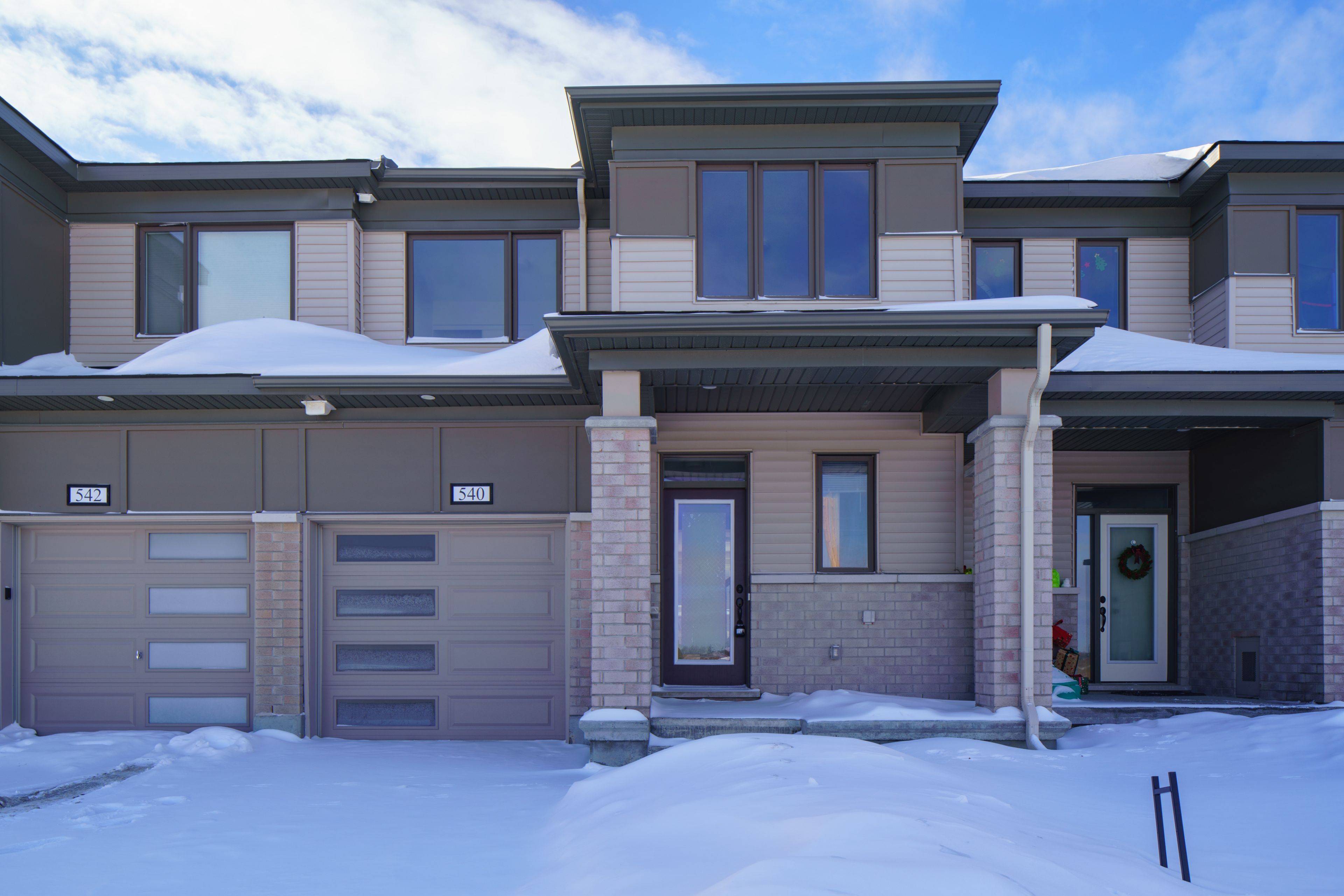 Stittsville - Munster - Richmond, ON K2S 2Z7,540 CULDAFF RD