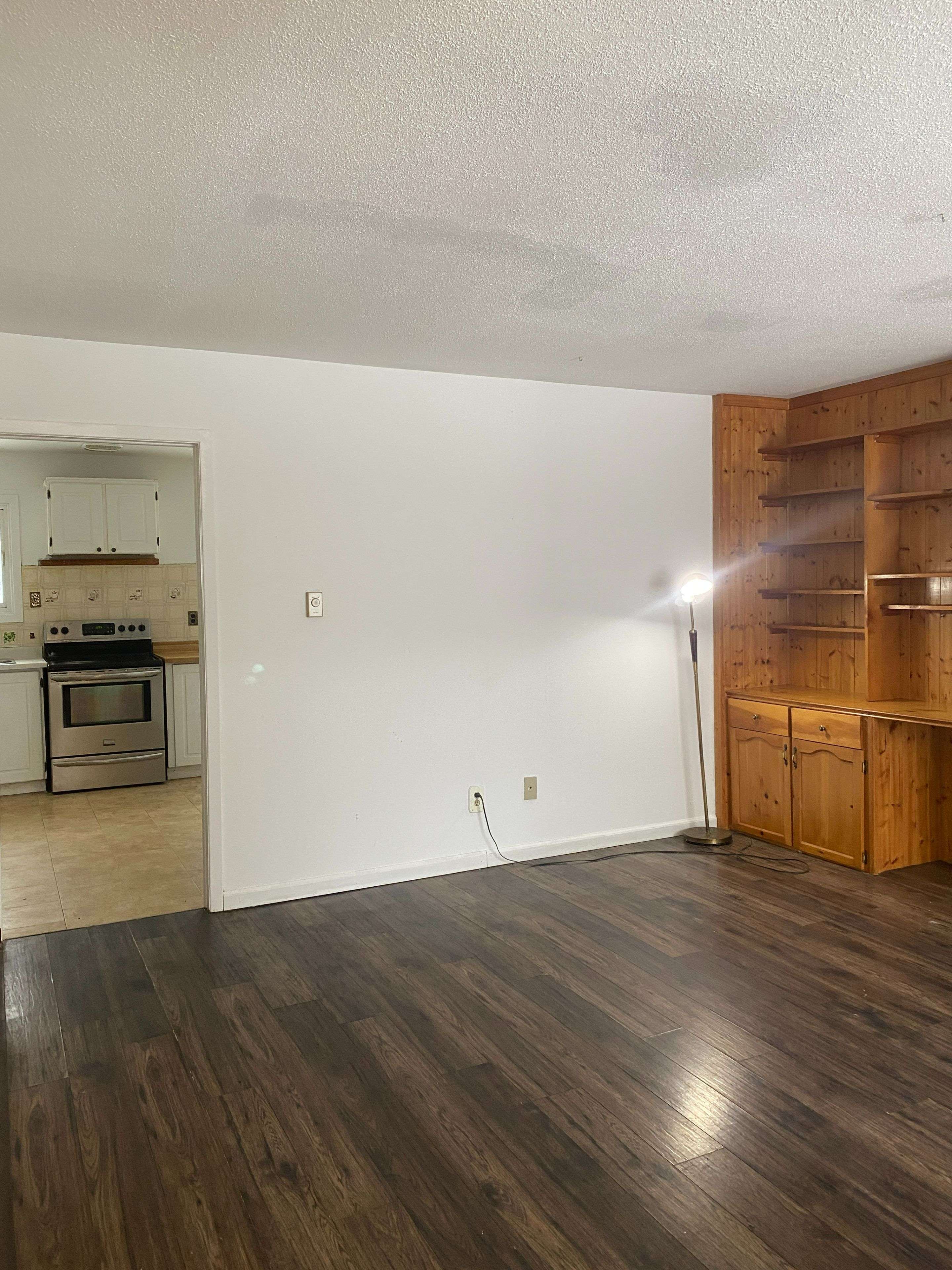 London East, ON N5V 3H6,1775 Culver DR #242