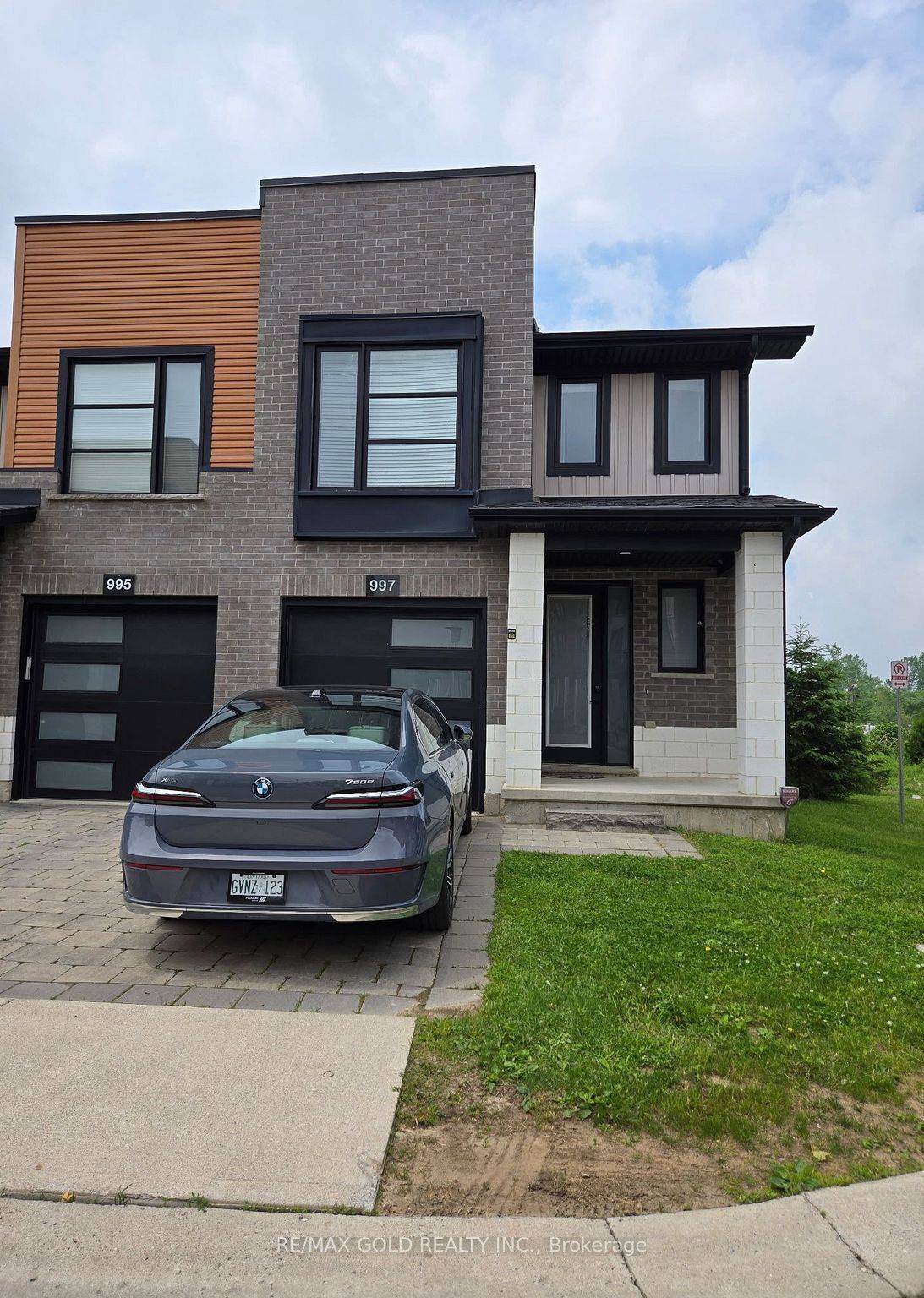 London North, ON N6H 0J7,997 West Village SQ