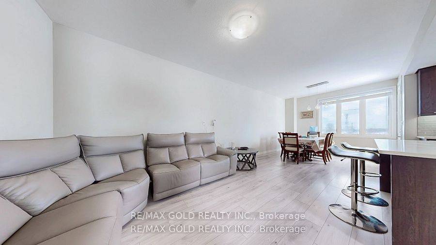 London North, ON N6H 0J7,997 West Village SQ