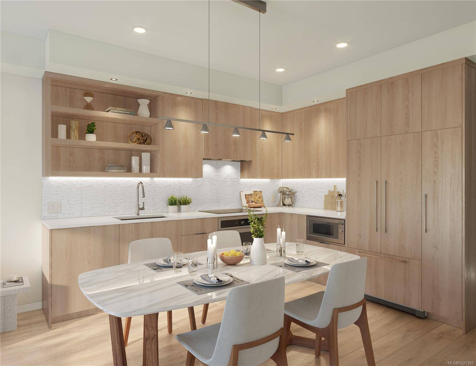 Saanich, BC V8X 1H8,3839 Quadra St #202