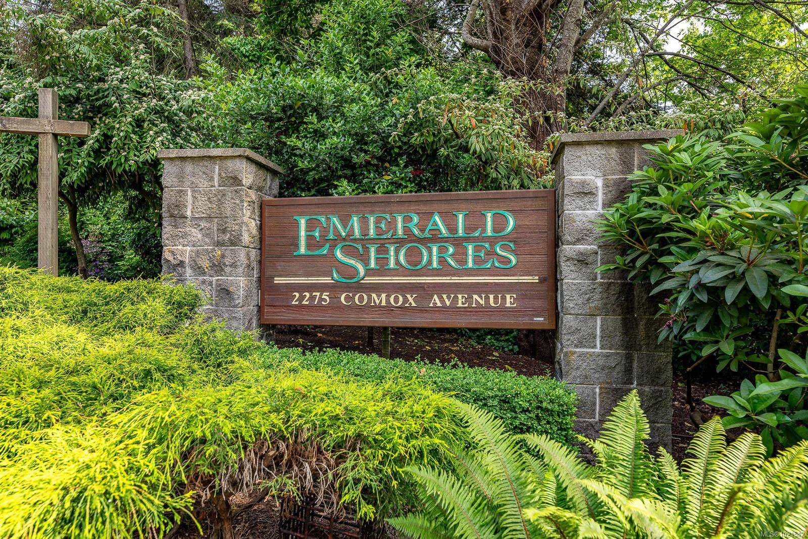 Comox, BC V9M 1X6,2275 Comox Ave #412