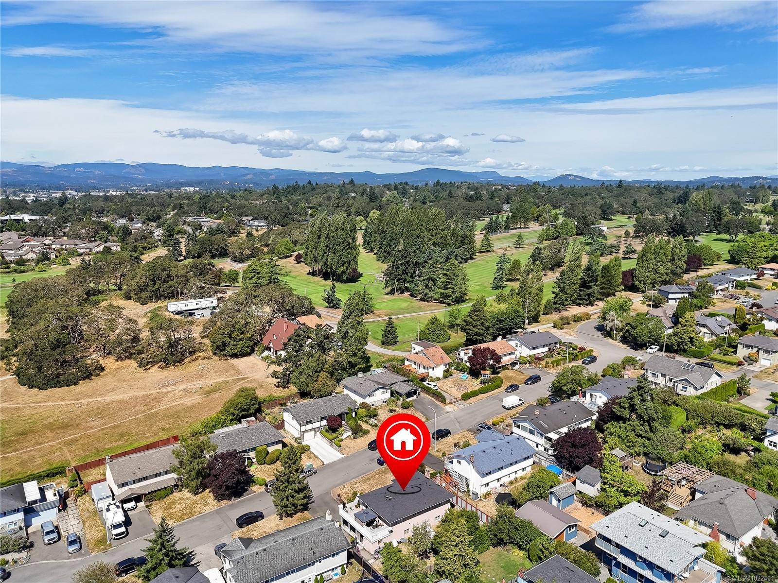 Saanich, BC V8P 5J7,3273 Megaw Pl