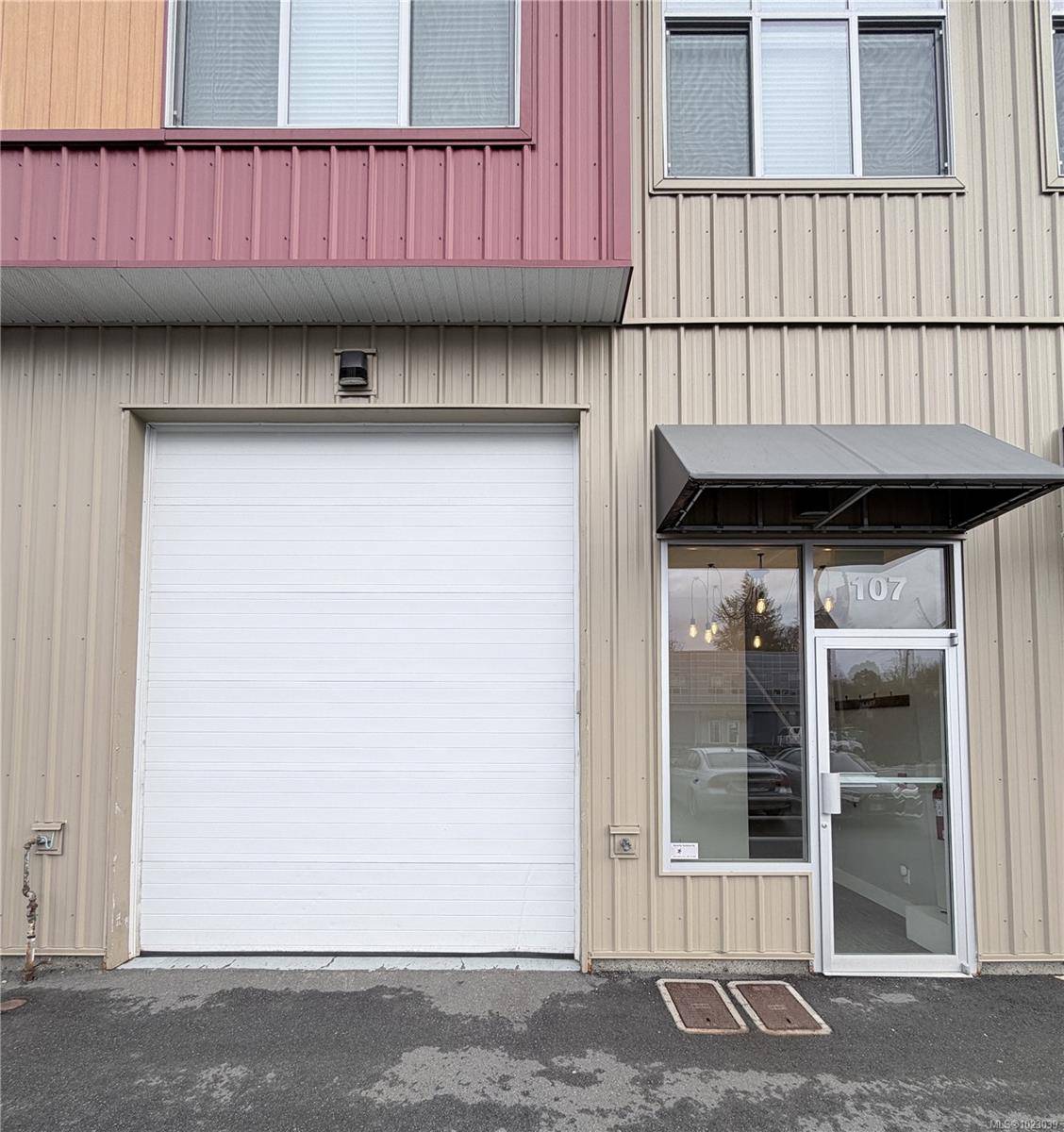 Langford, BC V9B 2Y5,2785 Leigh Rd #107
