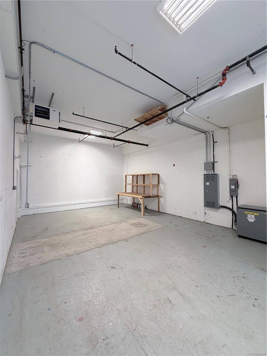 Langford, BC V9B 2Y5,2785 Leigh Rd #107