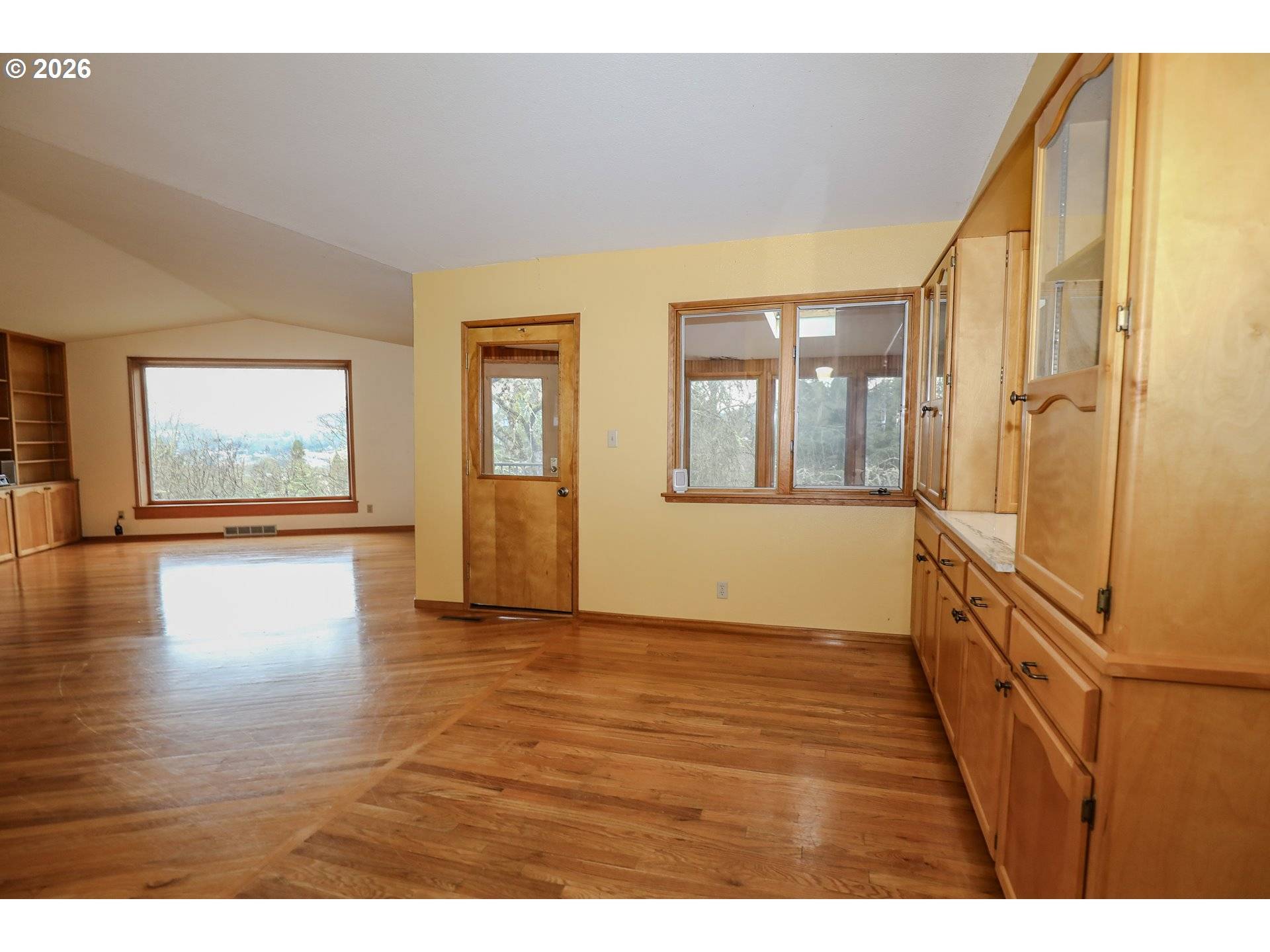 Roseburg, OR 97470,1033 SE TERRACE DR