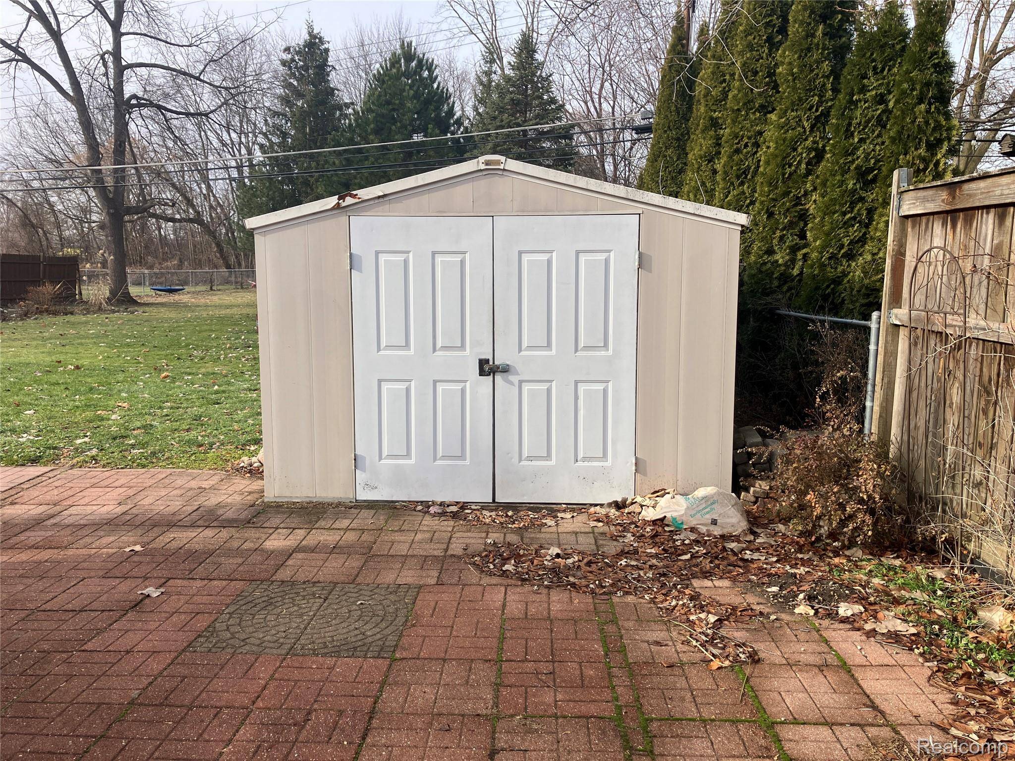 Livonia, MI 48152,19305 Weyher ST