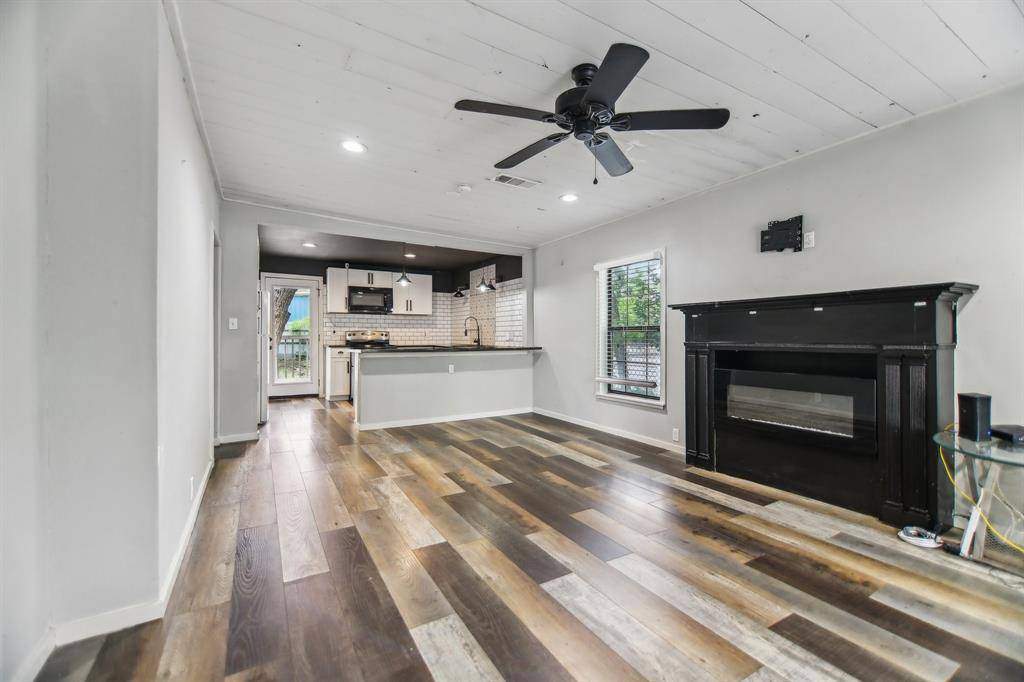 Dallas, TX 75227,4419 Lawnview Avenue