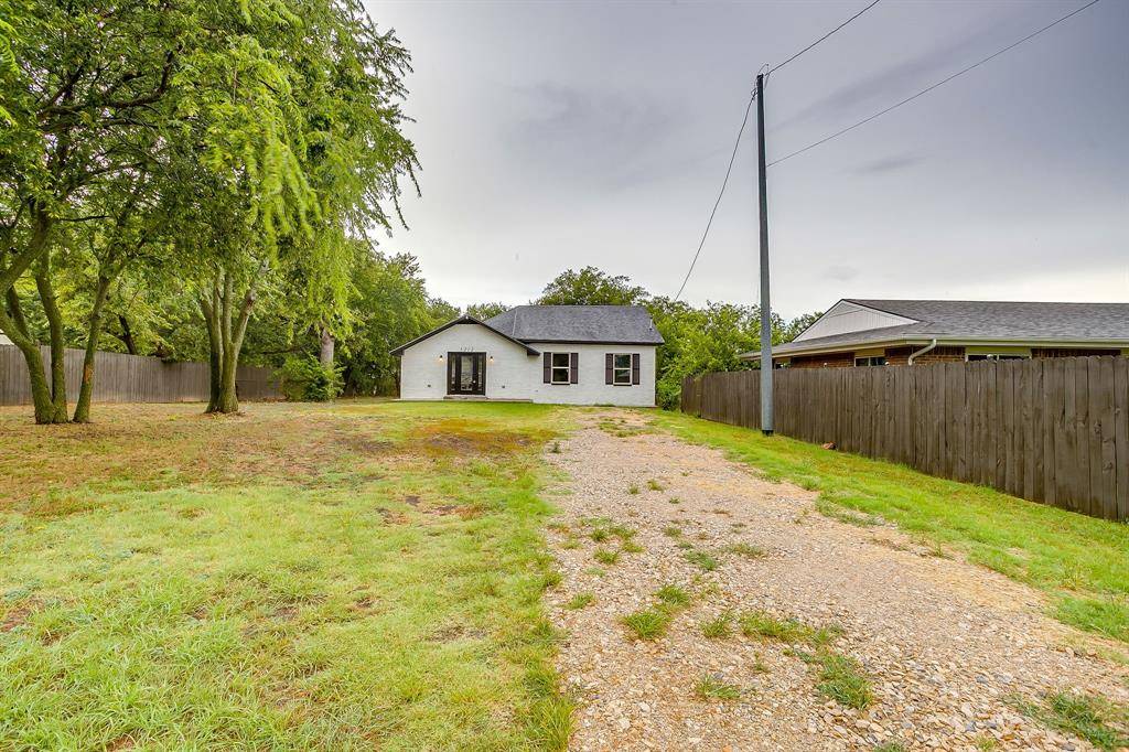 Bowie, TX 76230,1212 Hulme Street