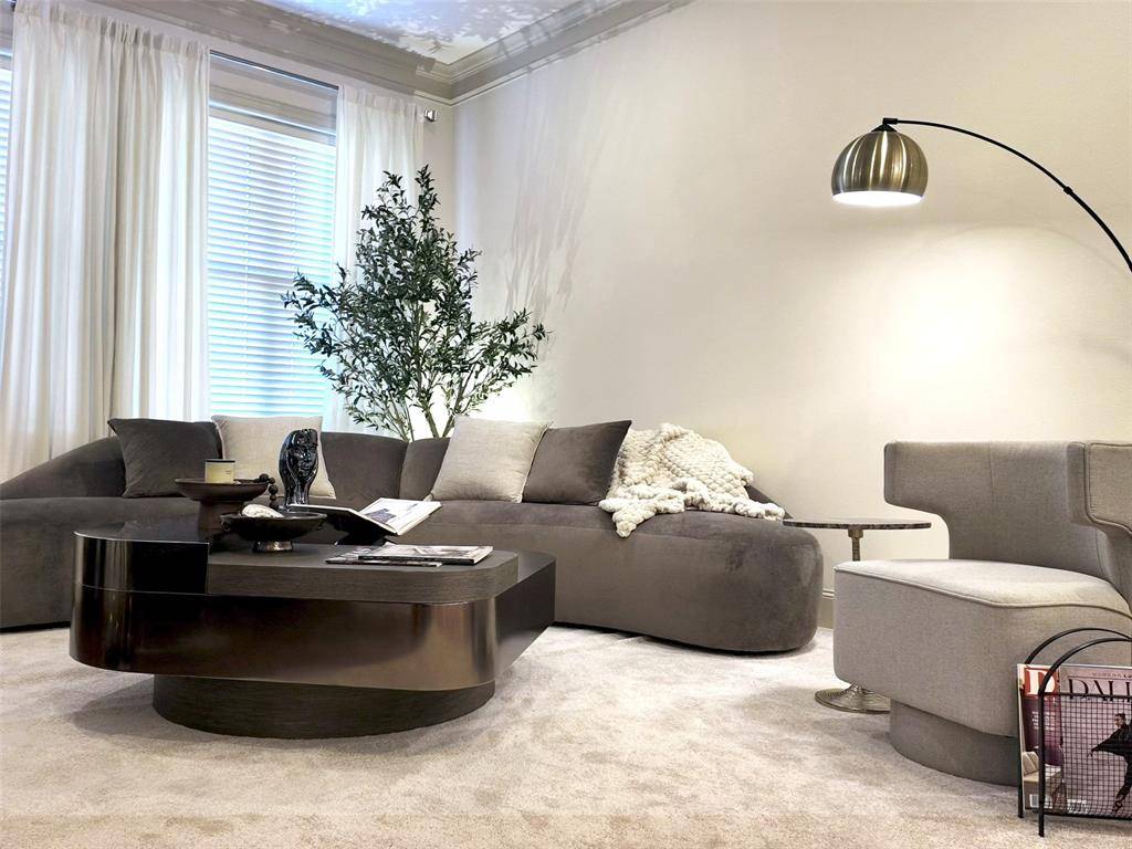 Dallas, TX 75204,3303 Blackburn Street #405